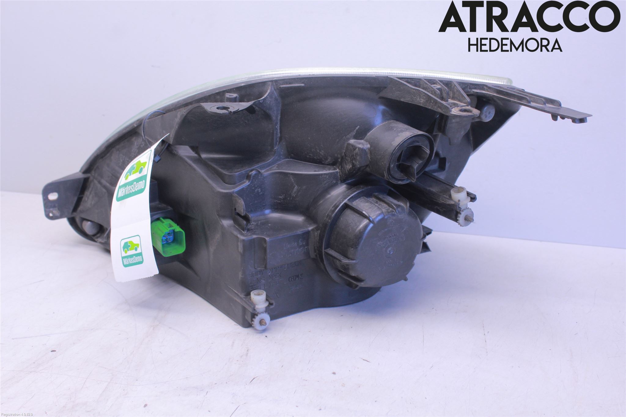 Ford FIESTA     02-05 Frontlykt Høyre