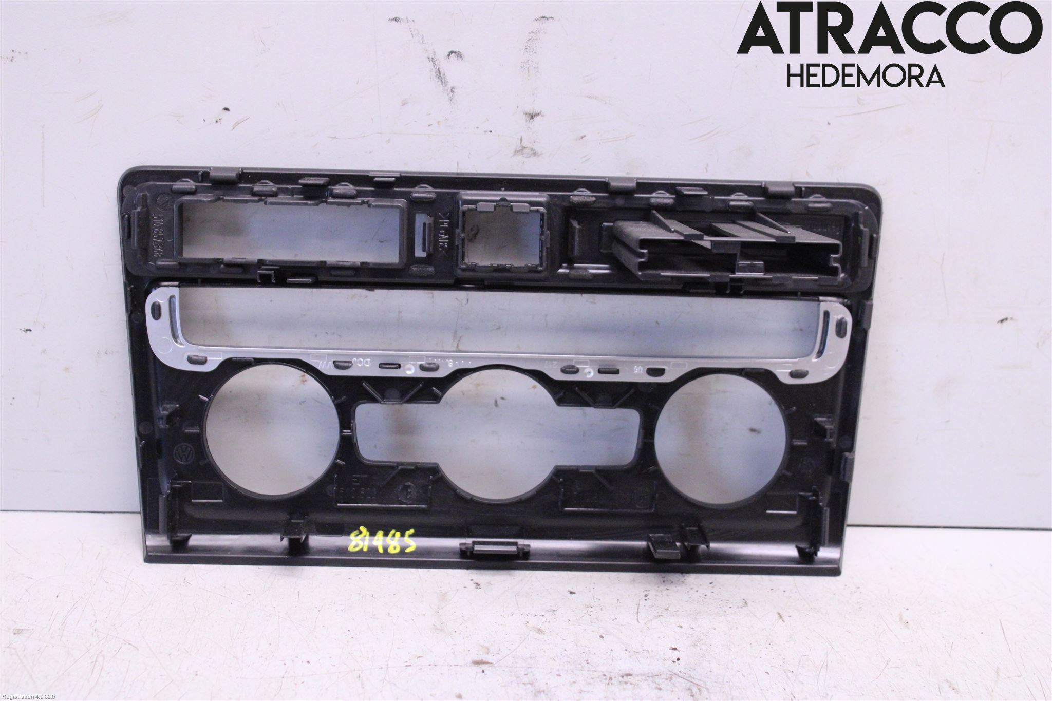 Volkswagen VW GOLF SPORTSVAN 15-20 Innr Radio Ramme