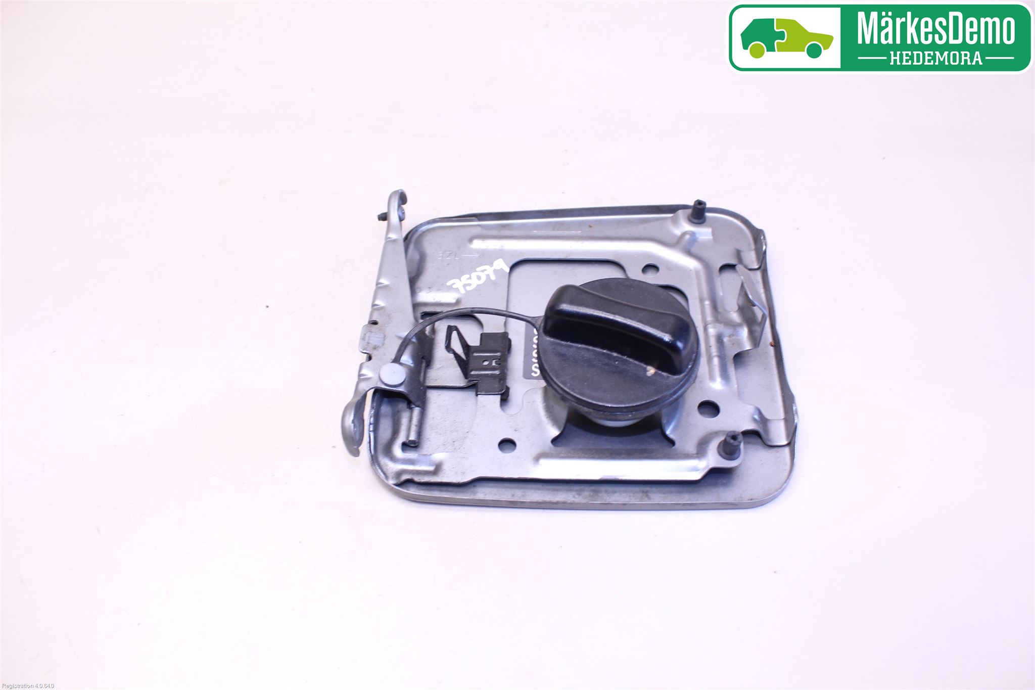 Nissan PULSAR Drivstoff Tankluke