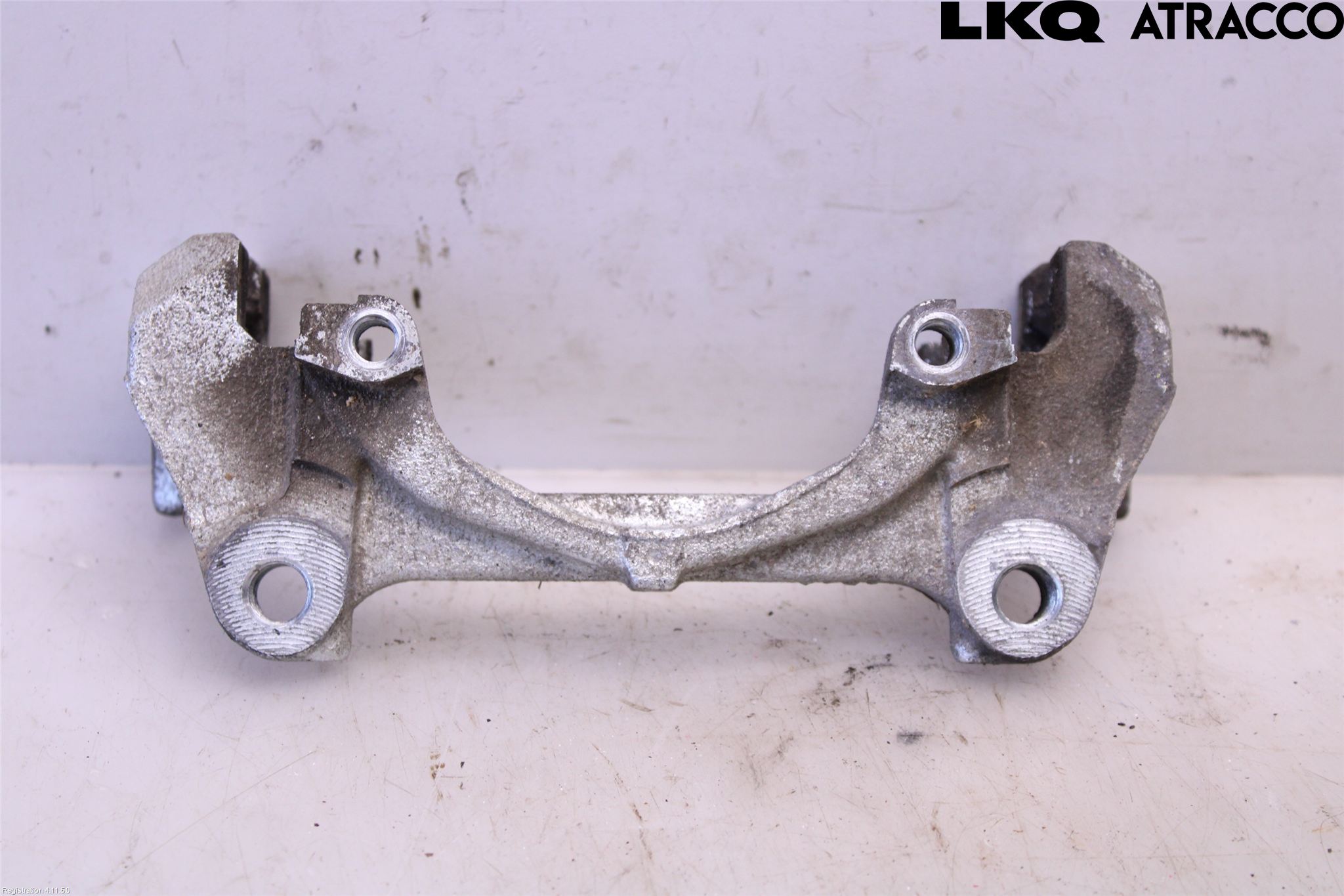 Toyota YARIS XP21 20- Bremsecaliper Feste Holder