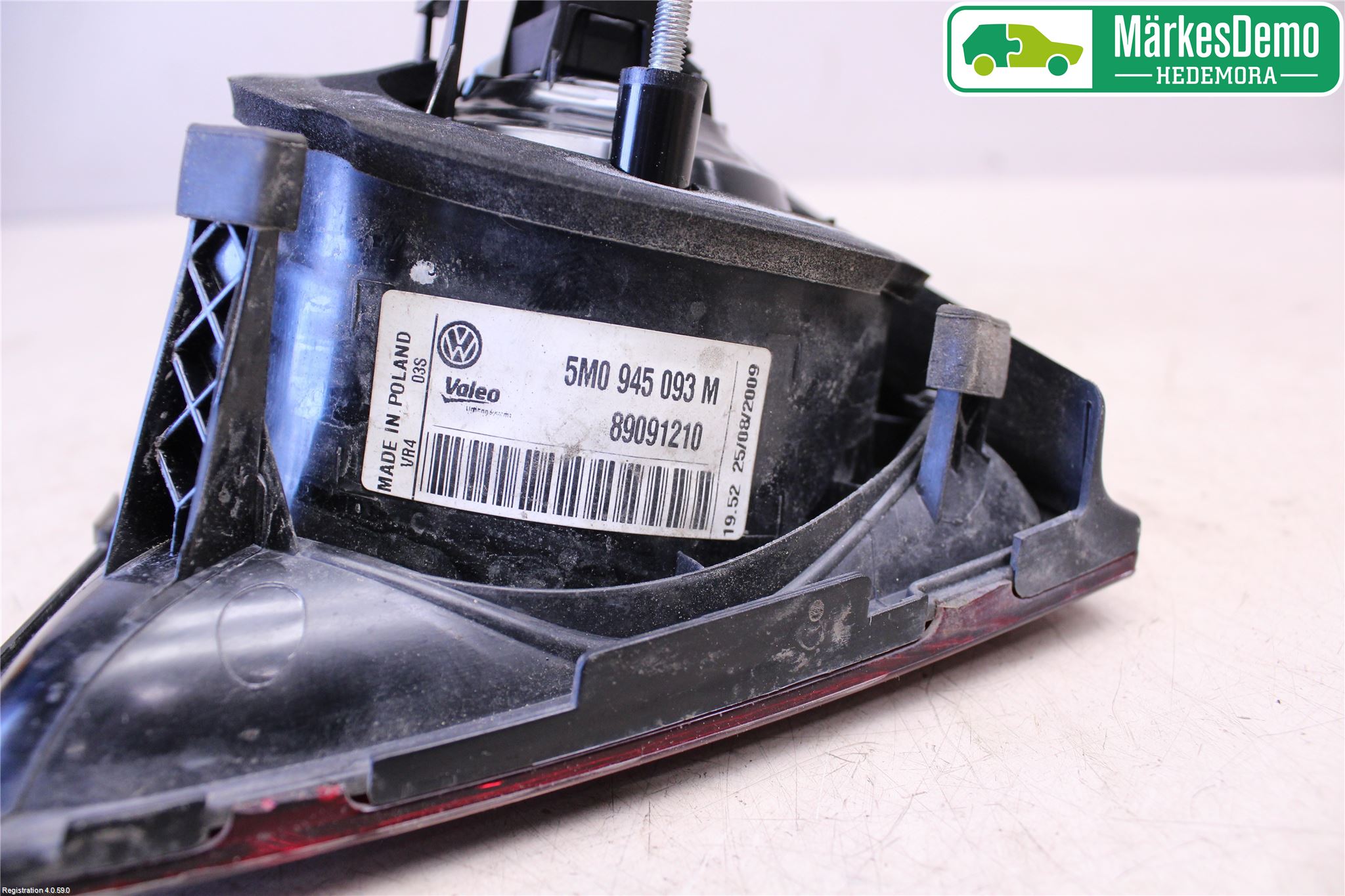 Volkswagen VW GOLF PLUS/CROSS GOLF 04-14 Baklykt Venstre  På Luke(Indre