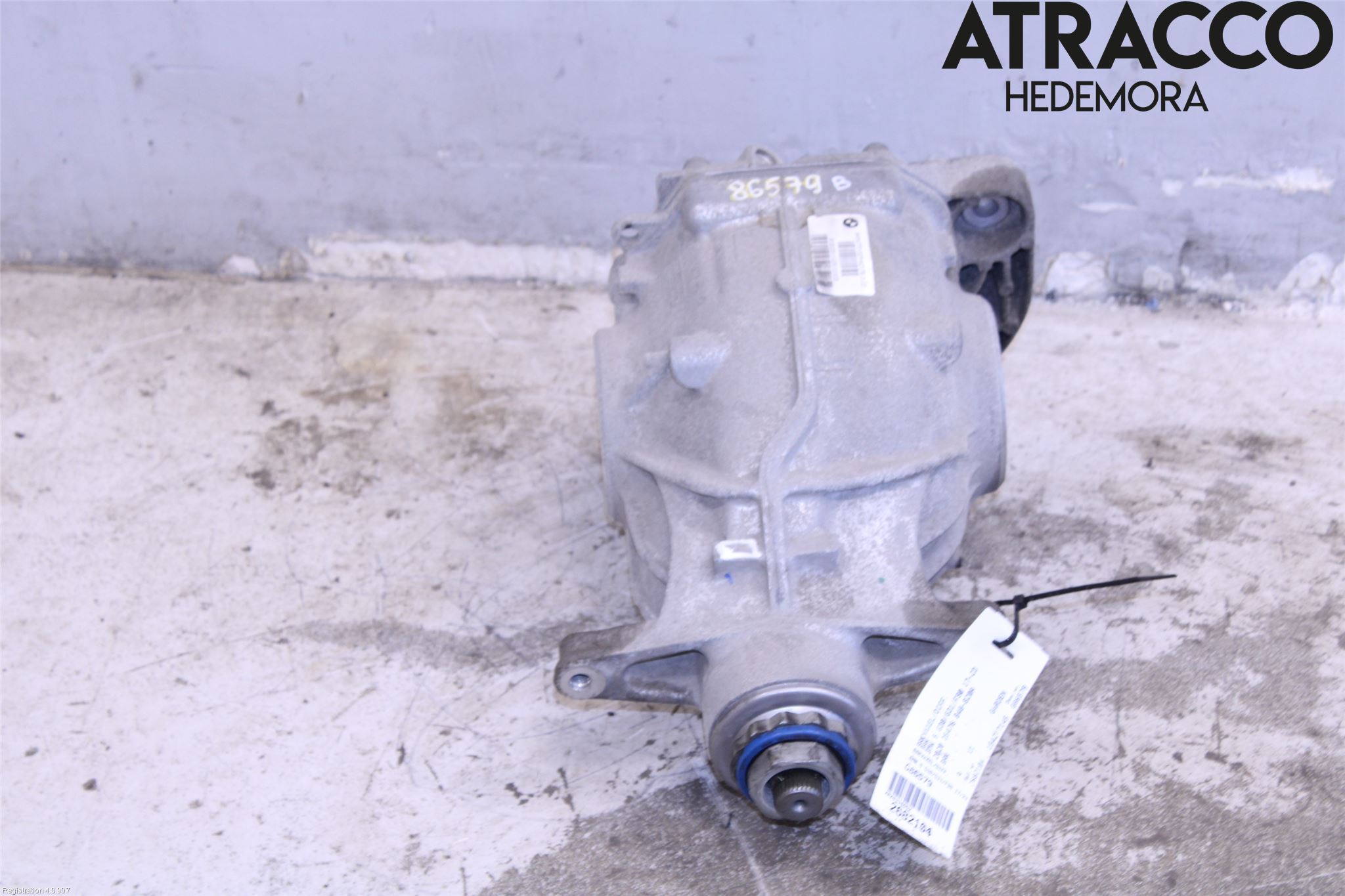 BMW 5 G30/G31/F90 17-23 Bakaksel Kardang Bak -Diff