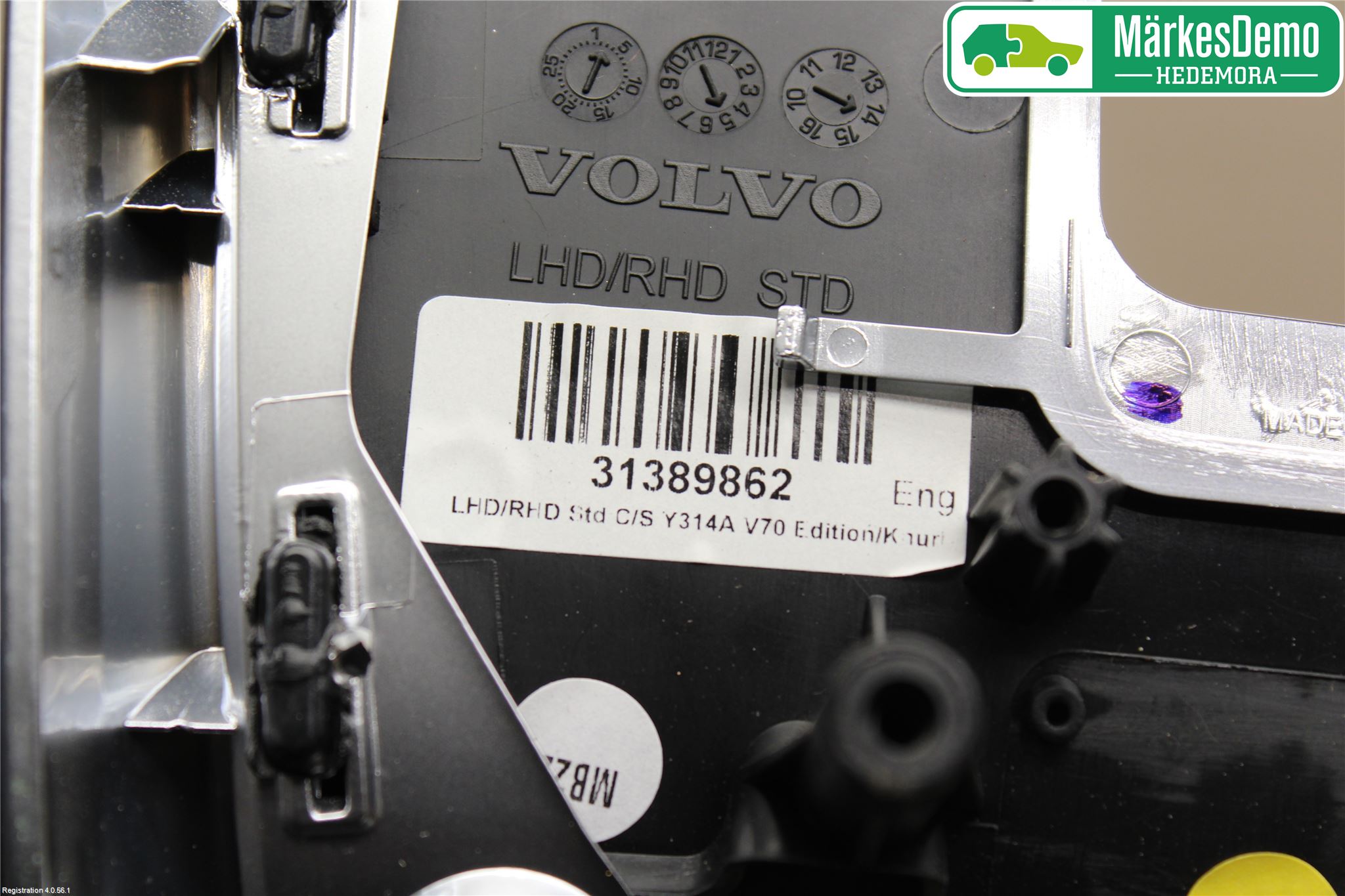 Volvo V70 14-16 Instrumentkonsoll Midt