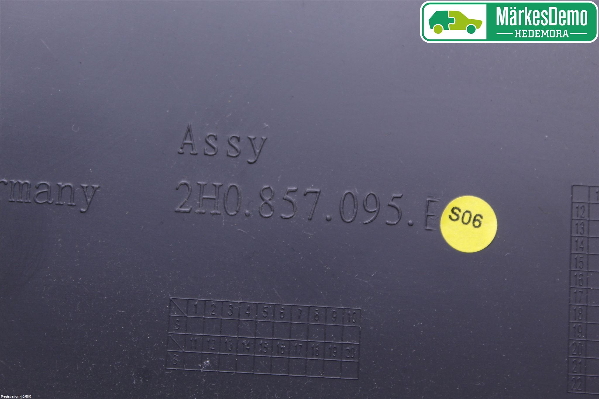 Volkswagen VW AMAROK 2H 10-22 Innr Hanskerom