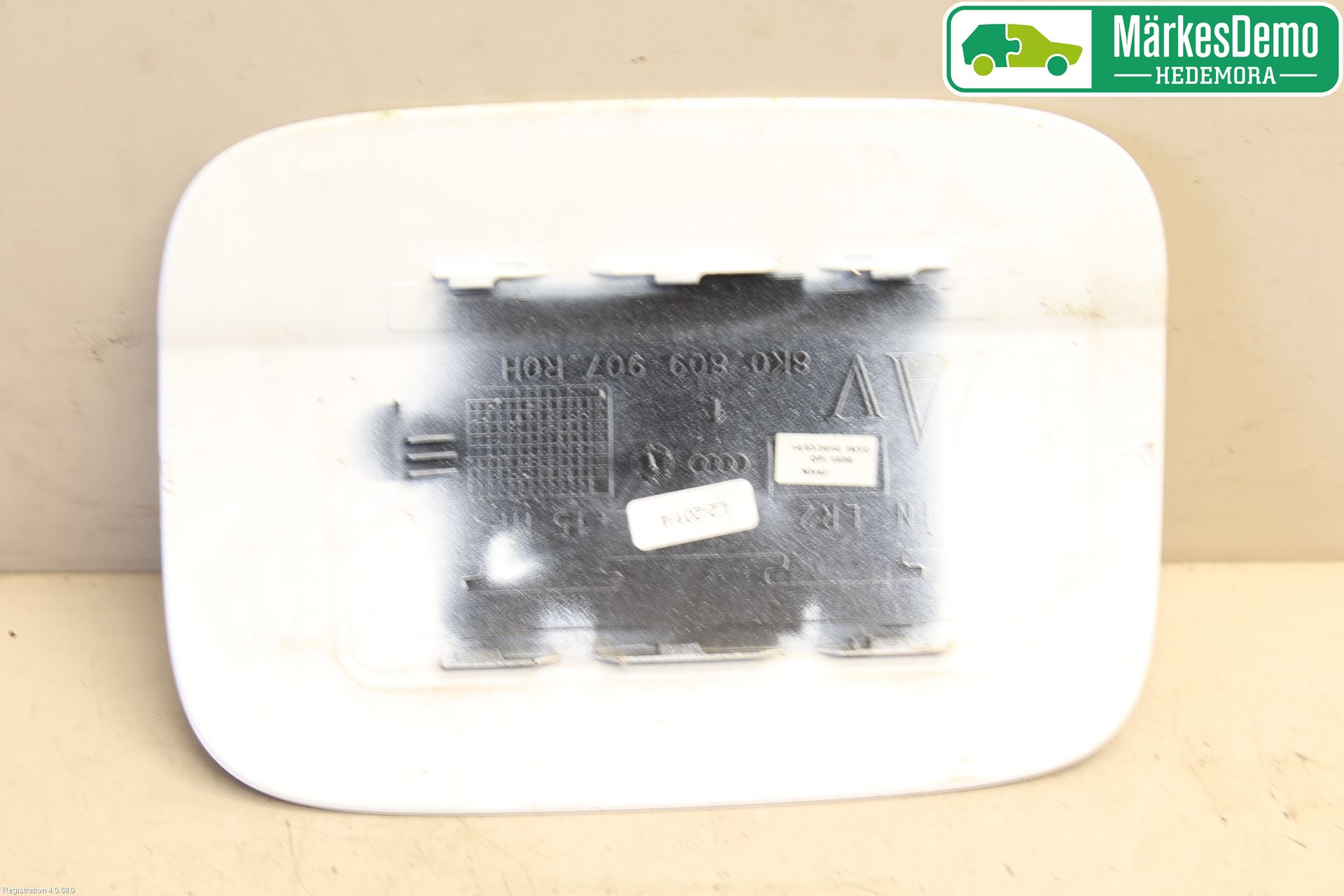 Audi A4 ALLROAD 09-16 Drivstoff Tankluke