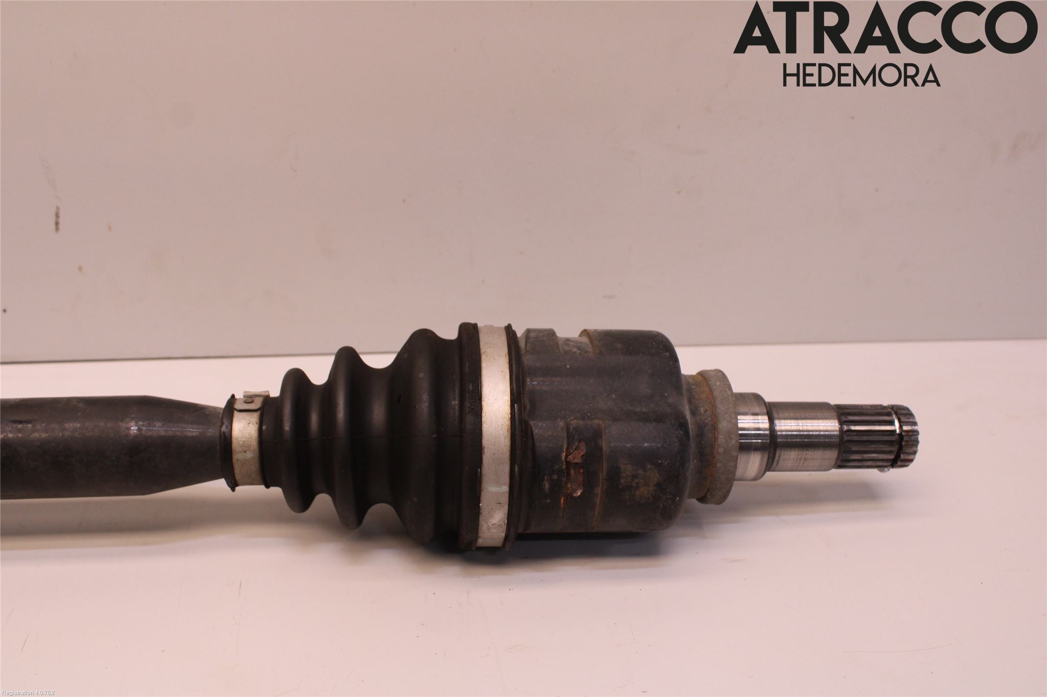 Toyota AVENSIS 09-15 Drivaksel Foran Kompl Høyre