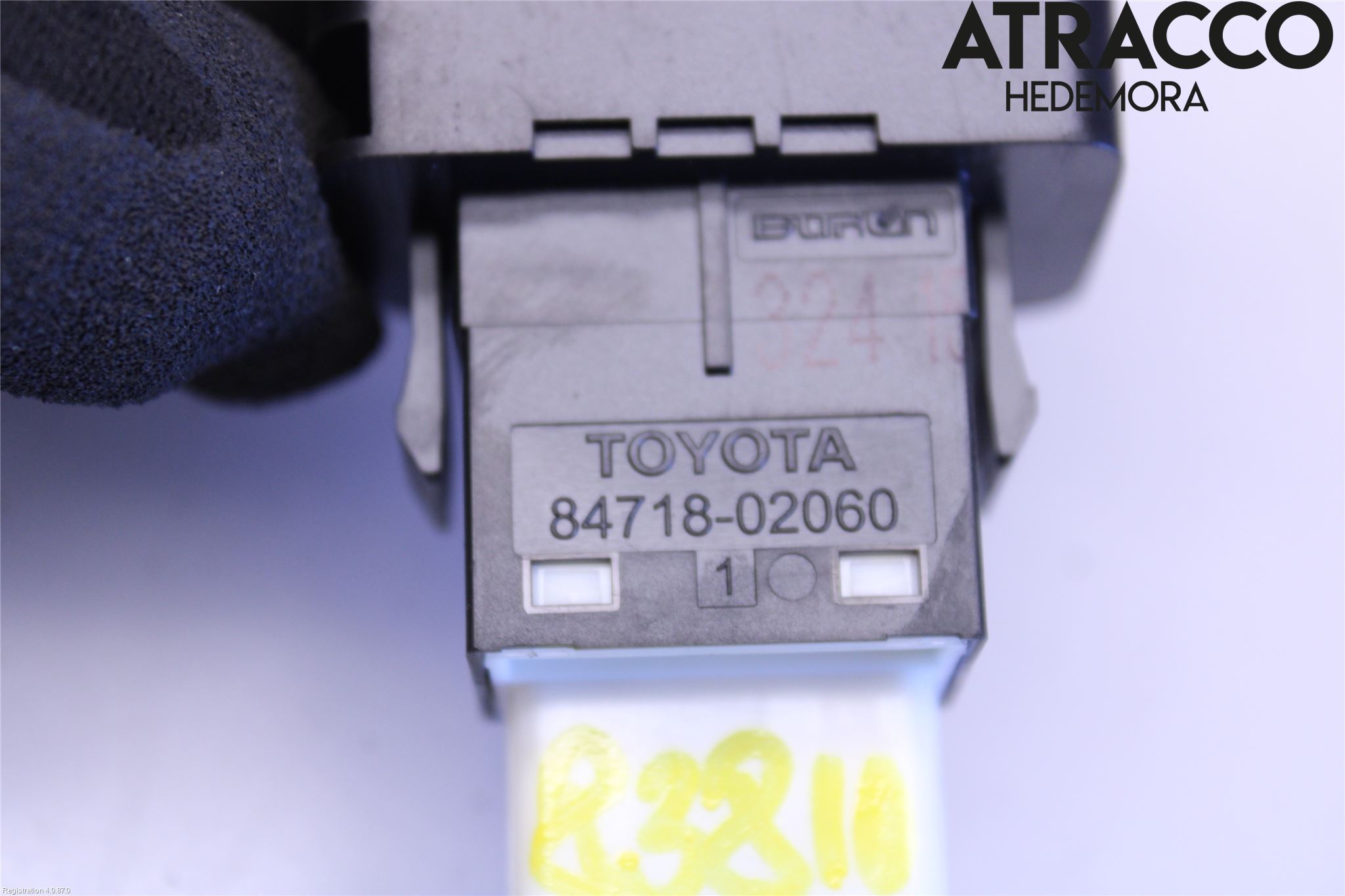 Toyota AURIS 13-19 Bryter Parkeringsbrems