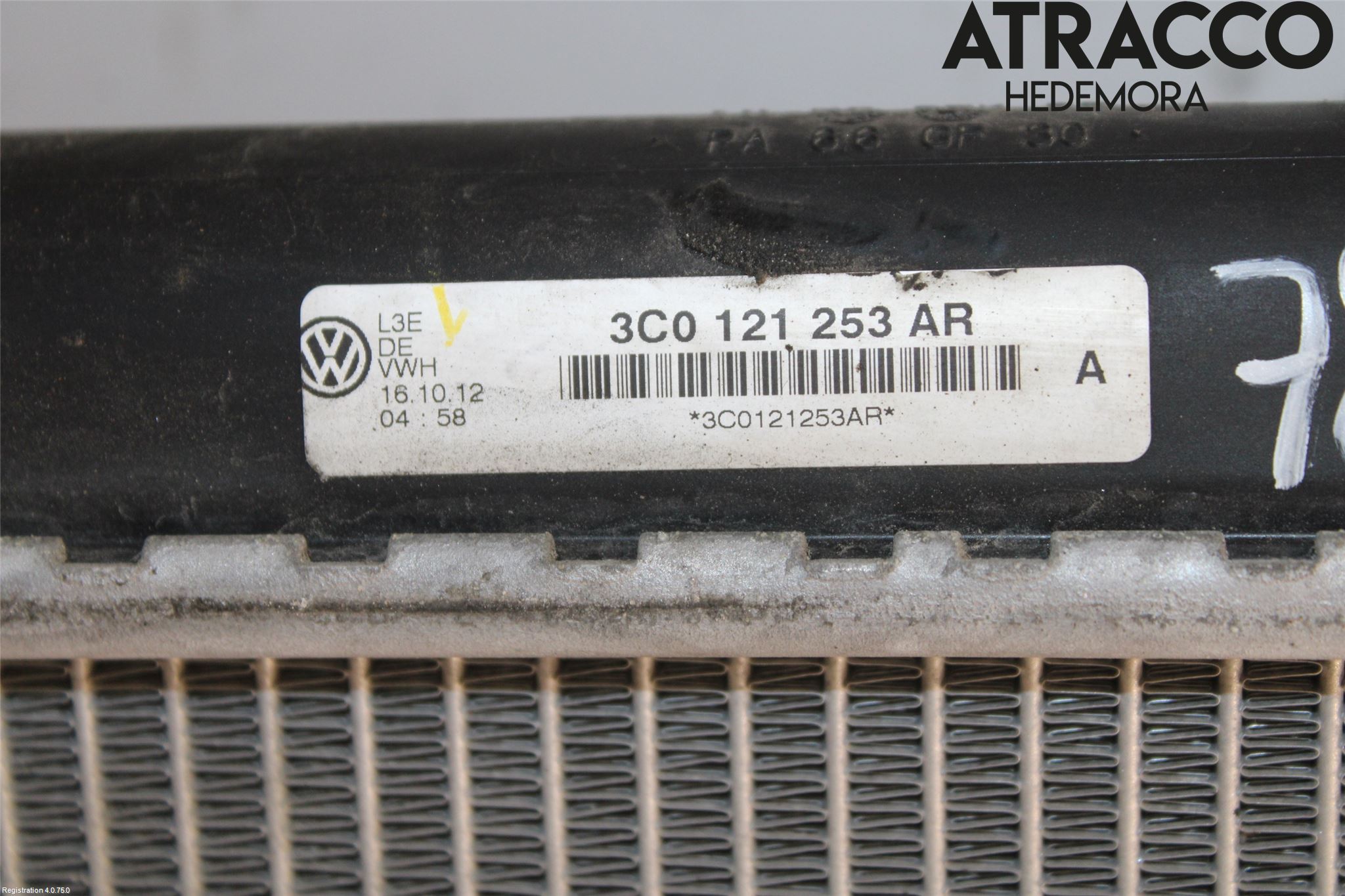 Volkswagen VW PASSAT 11-14 Radiator Automat