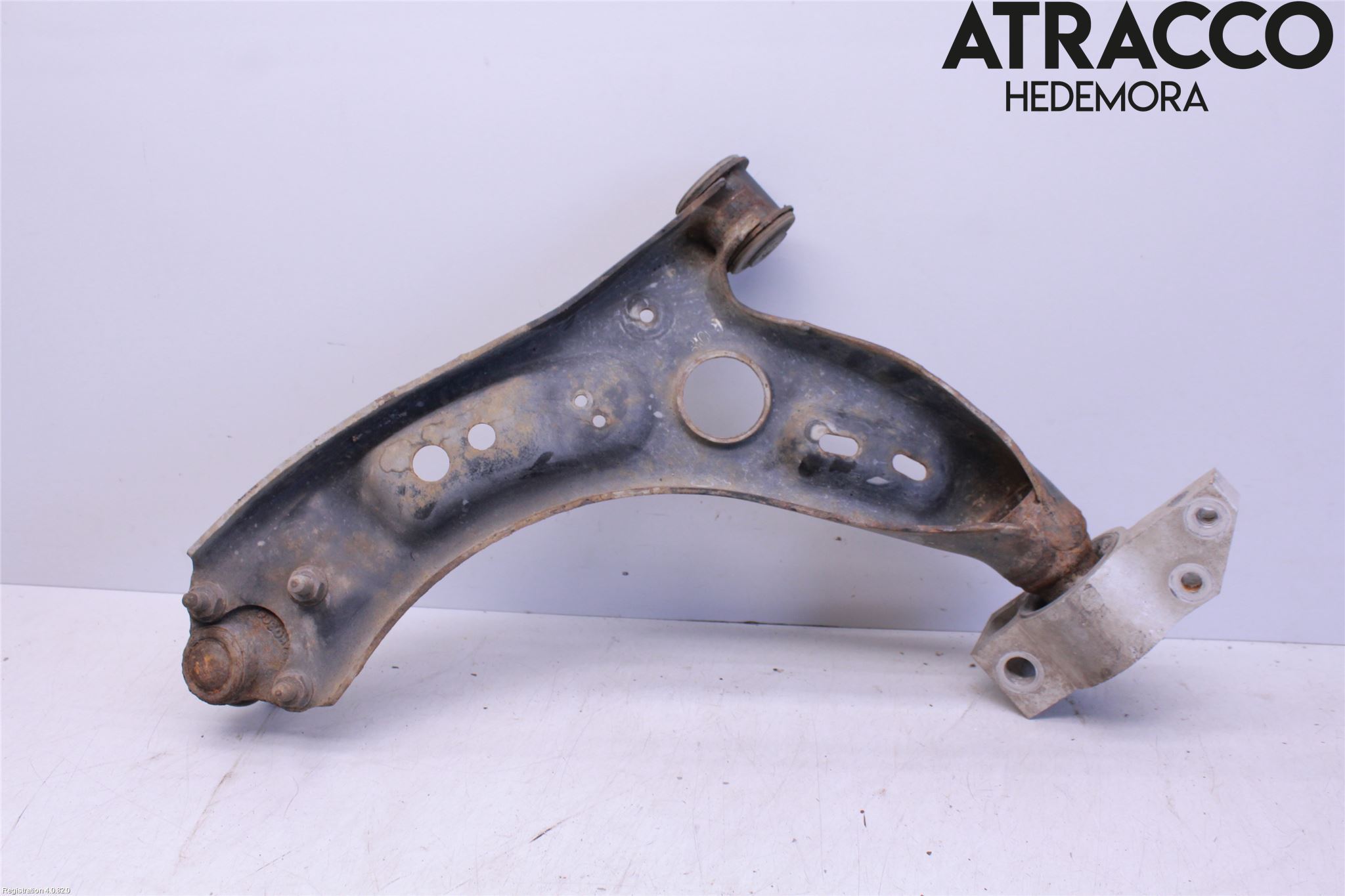 Seat LEON 06-12 Bærearm Foran Høyre Nedre