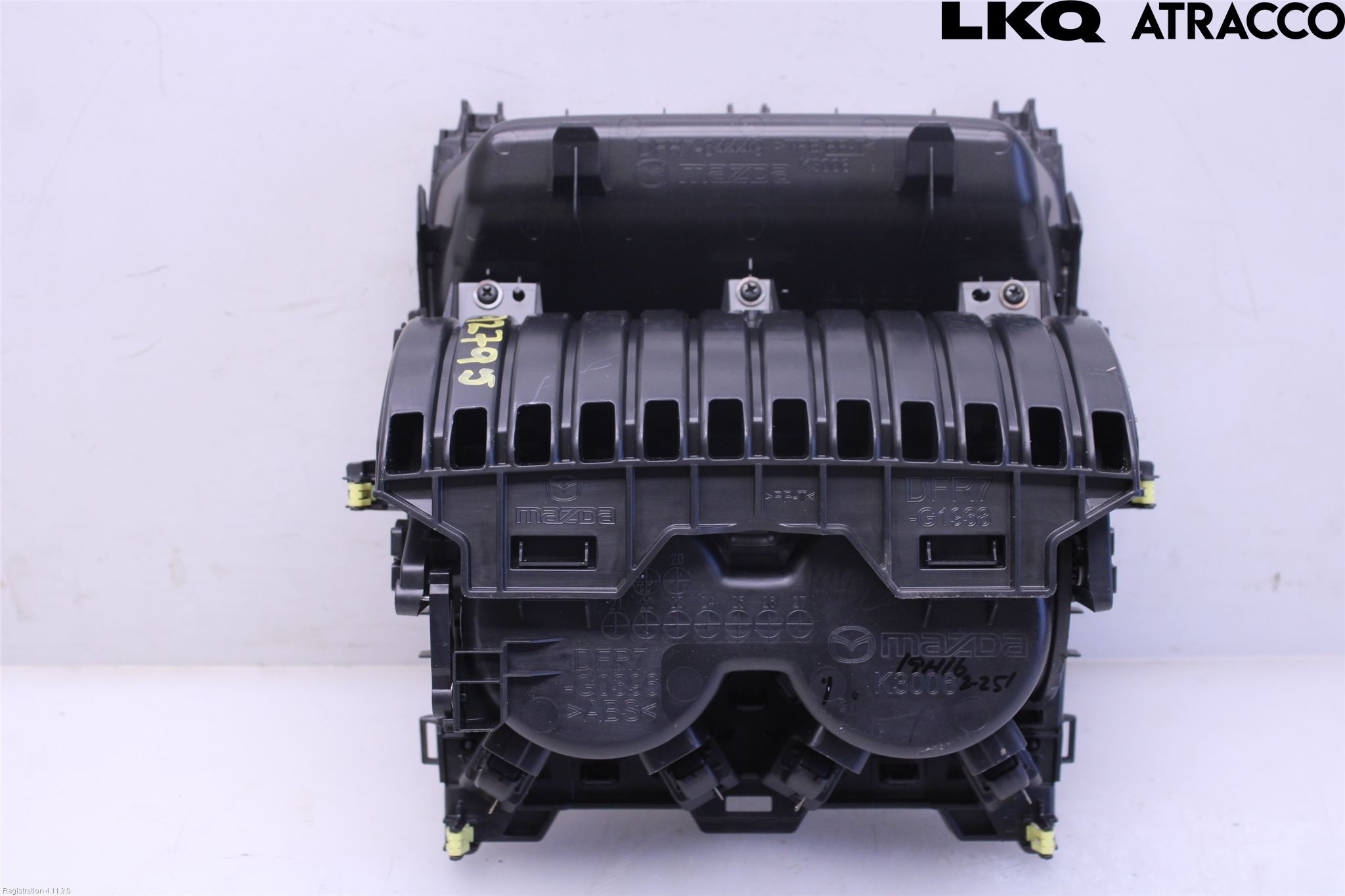 Mazda CX-30 20- Innr Koppholder