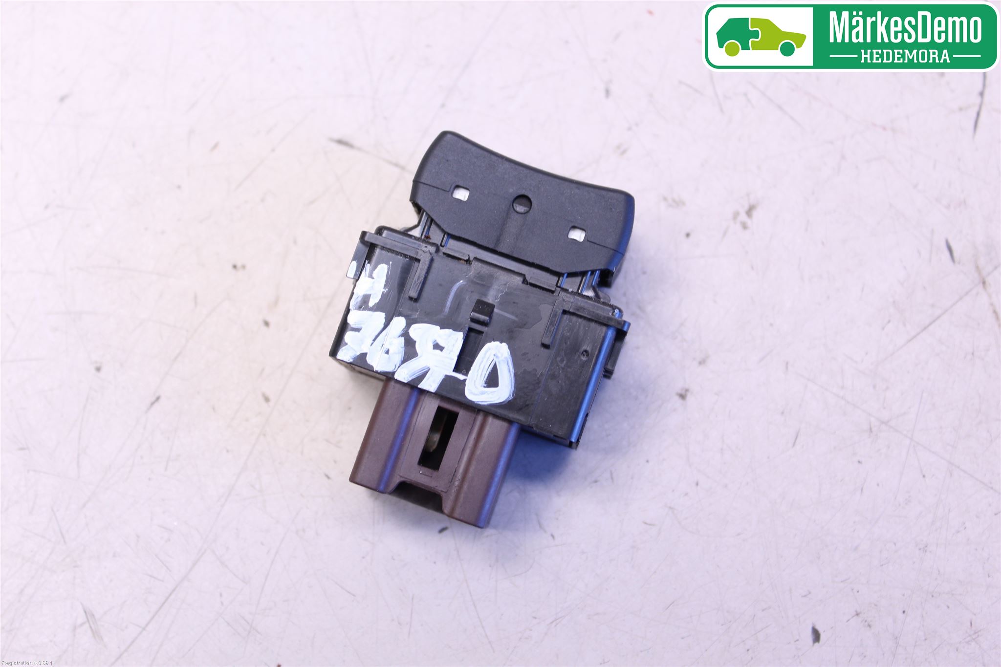 Subaru OUTBACK 10-15 Bryter Varmesete