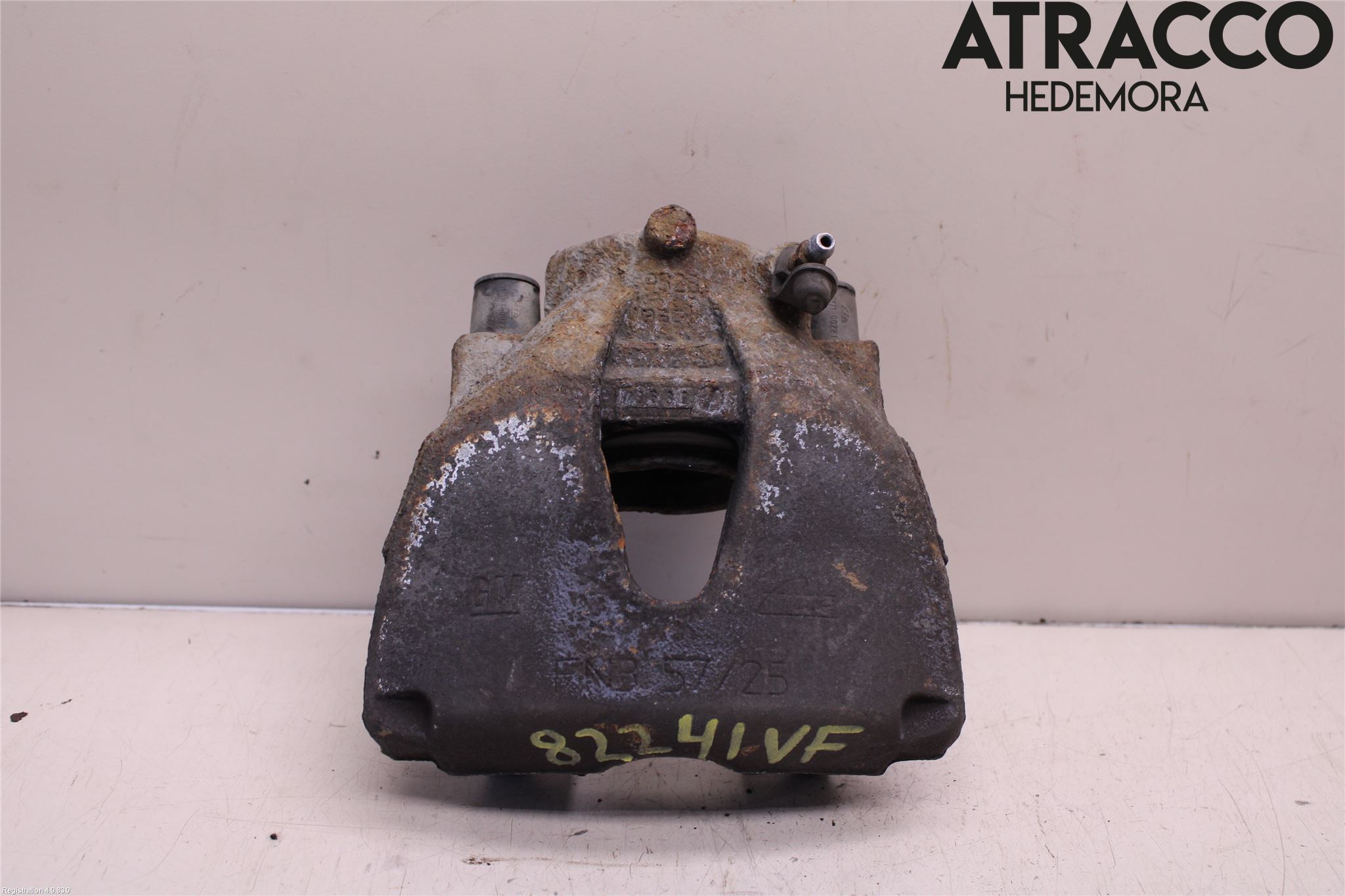 Saab 9-5     06-10 Bremsecaliper Foran Venstre