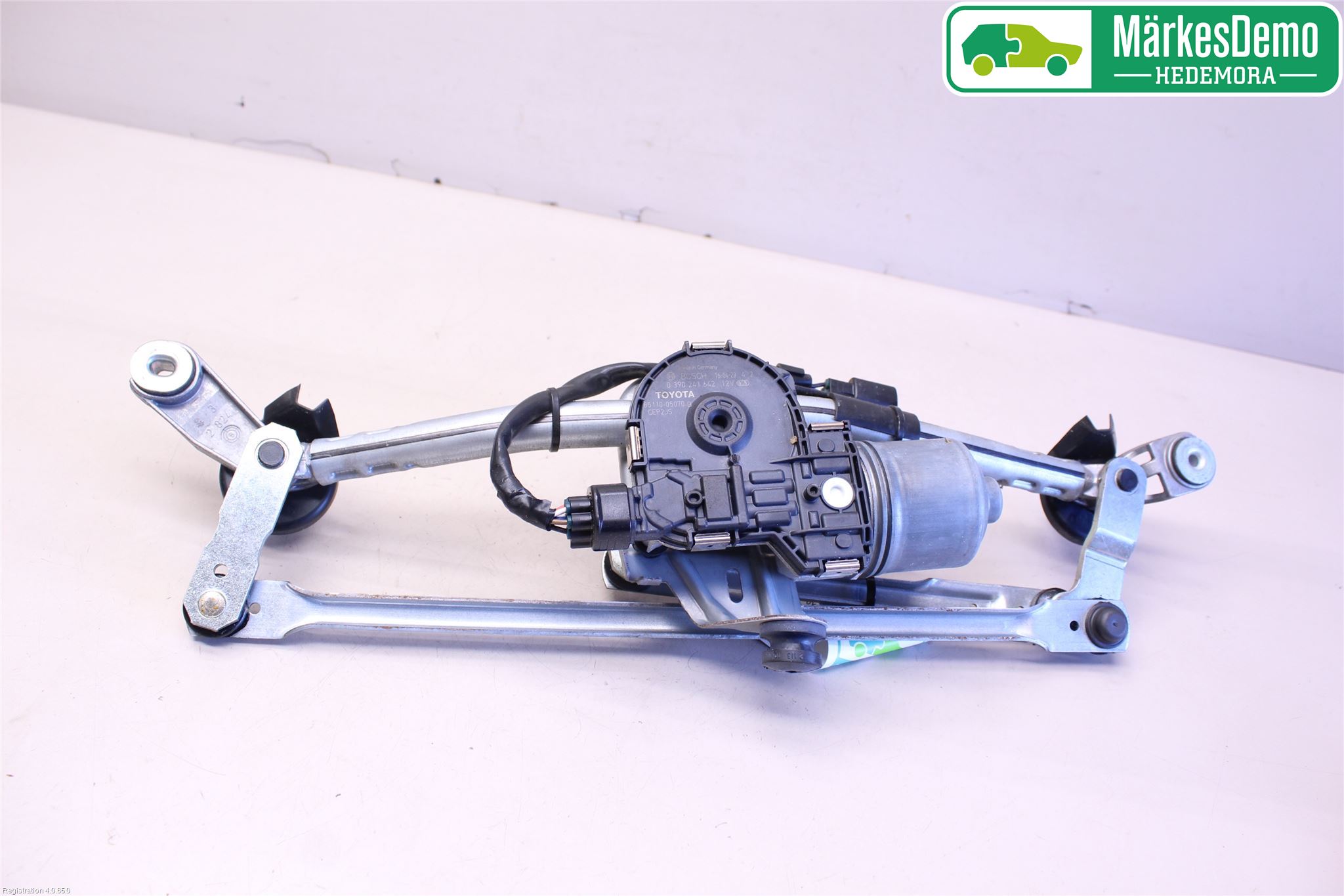 Toyota AVENSIS 16-18 Viskermotor Frontrute
