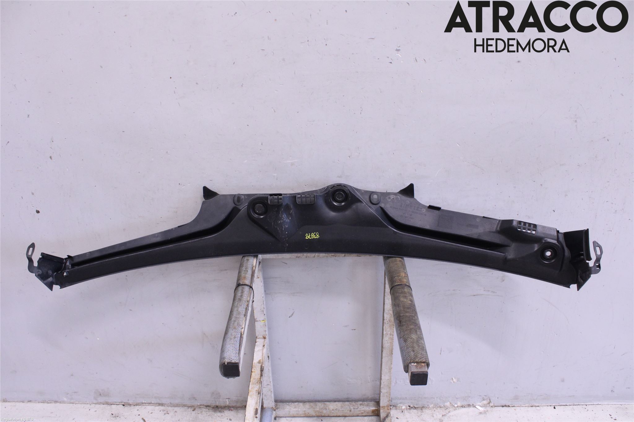 Mercedes-Benz MB E-KLASS (W213) 16-23 Visker Deksel-Grill-Under Frr