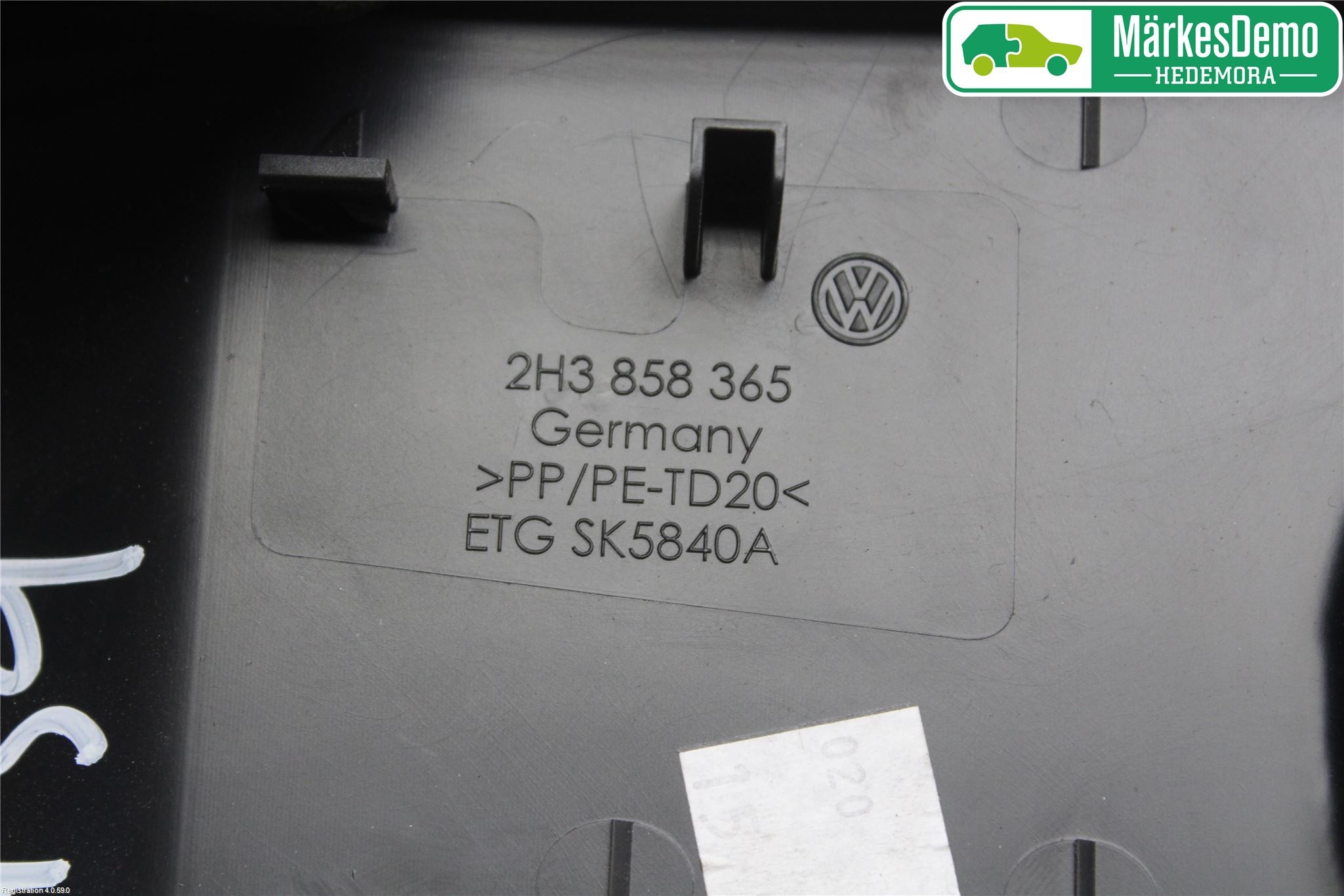 Volkswagen VW AMAROK 2H 10-22 Instrument Ramme