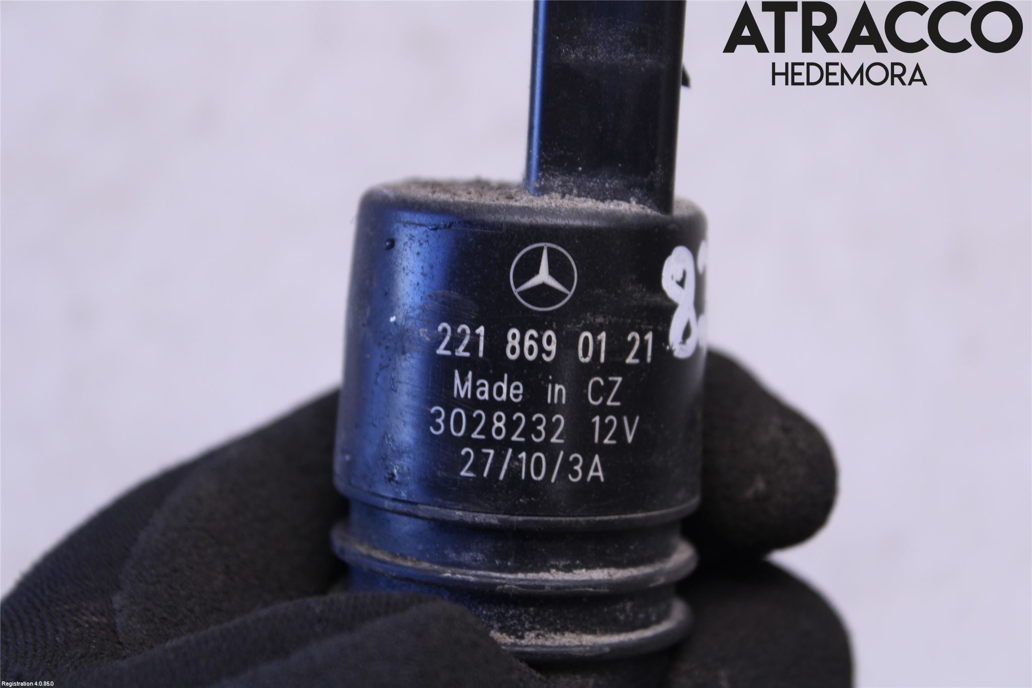 Mercedes-Benz MB C-KLASS (W204) 07-15 Spylerpumpe Frontrute