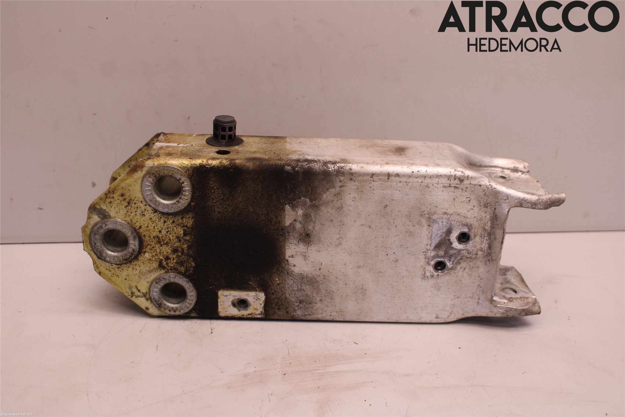 BMW 5 F10/F11/F18 09-17 Støtfanger Foran Feste