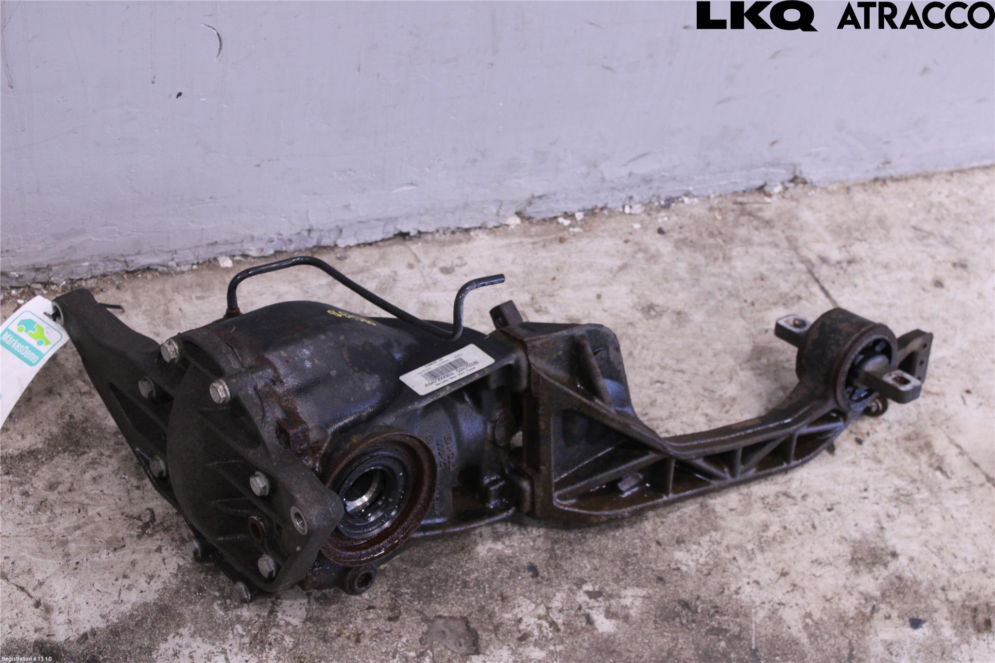 Mercedes-Benz MB VITO/V-KLASS (W640,W447,W448) 14- Bakaksel Kardang Bak -Diff