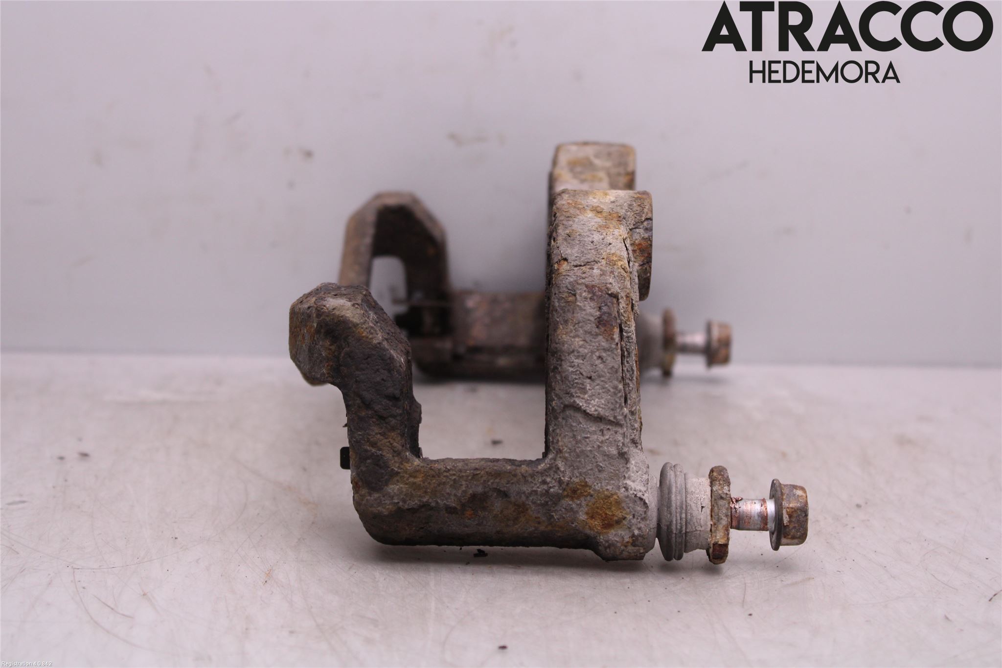 Nissan X-TRAIL     01-07 Bremsecaliper Feste Holder