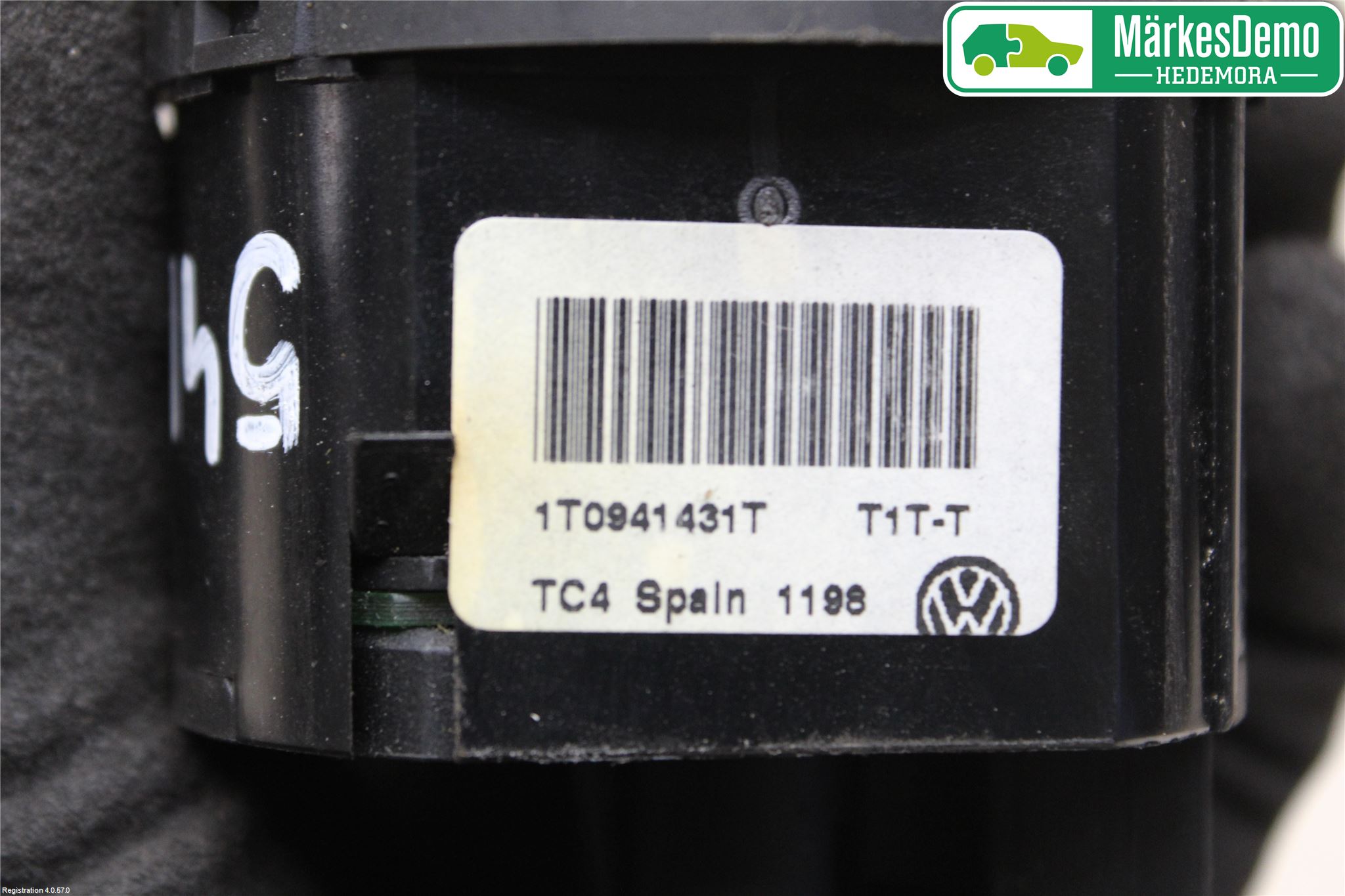 Volkswagen VW CADDY      04-10 Bryter Hovedlys