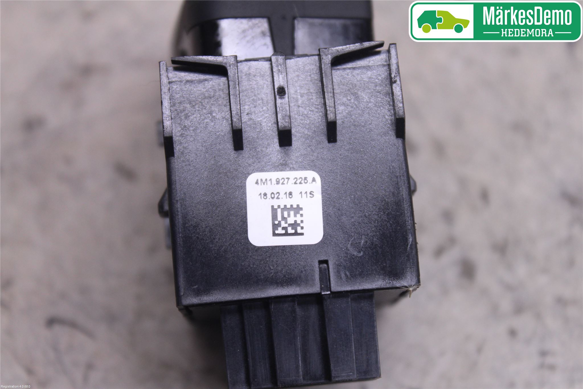 Audi A4/S4 B9 16-19 Bryter Parkeringsbrems