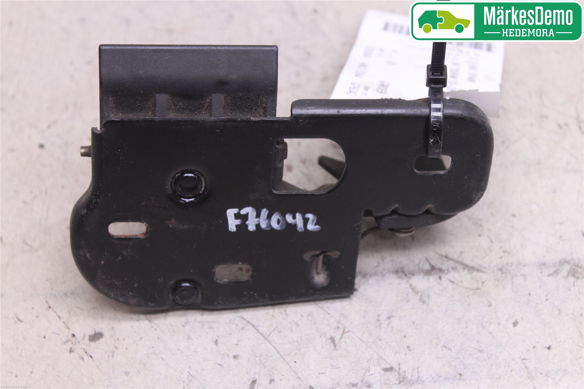Volkswagen VW TOURAN 03-10 Panser Stormkrok