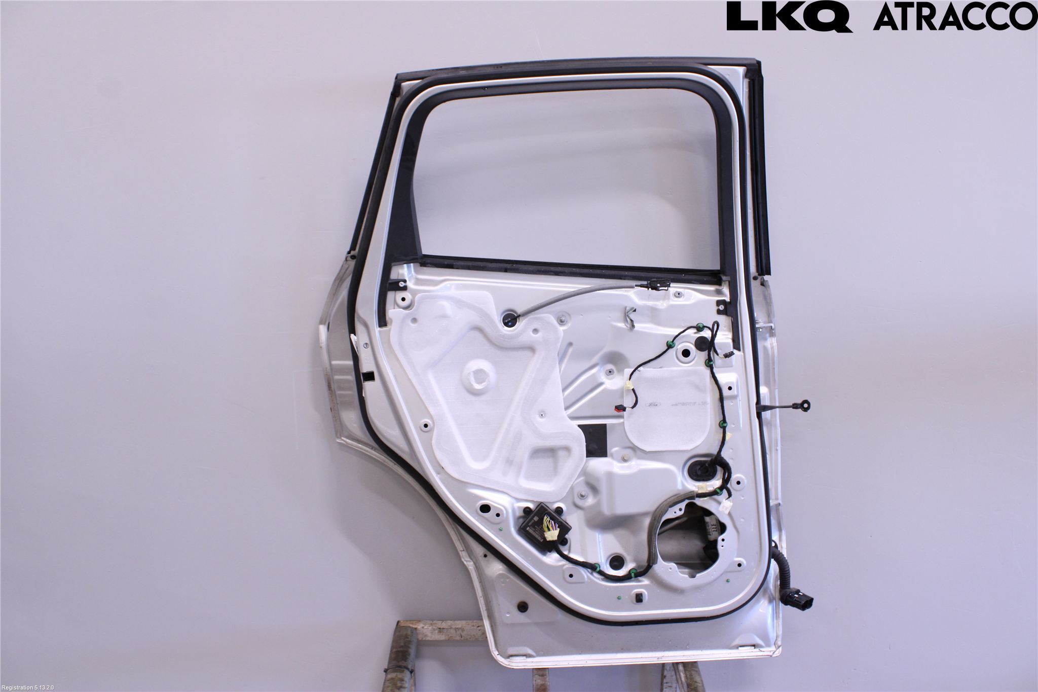 Ford KUGA 13-16 Dør 4D Bak Venstre