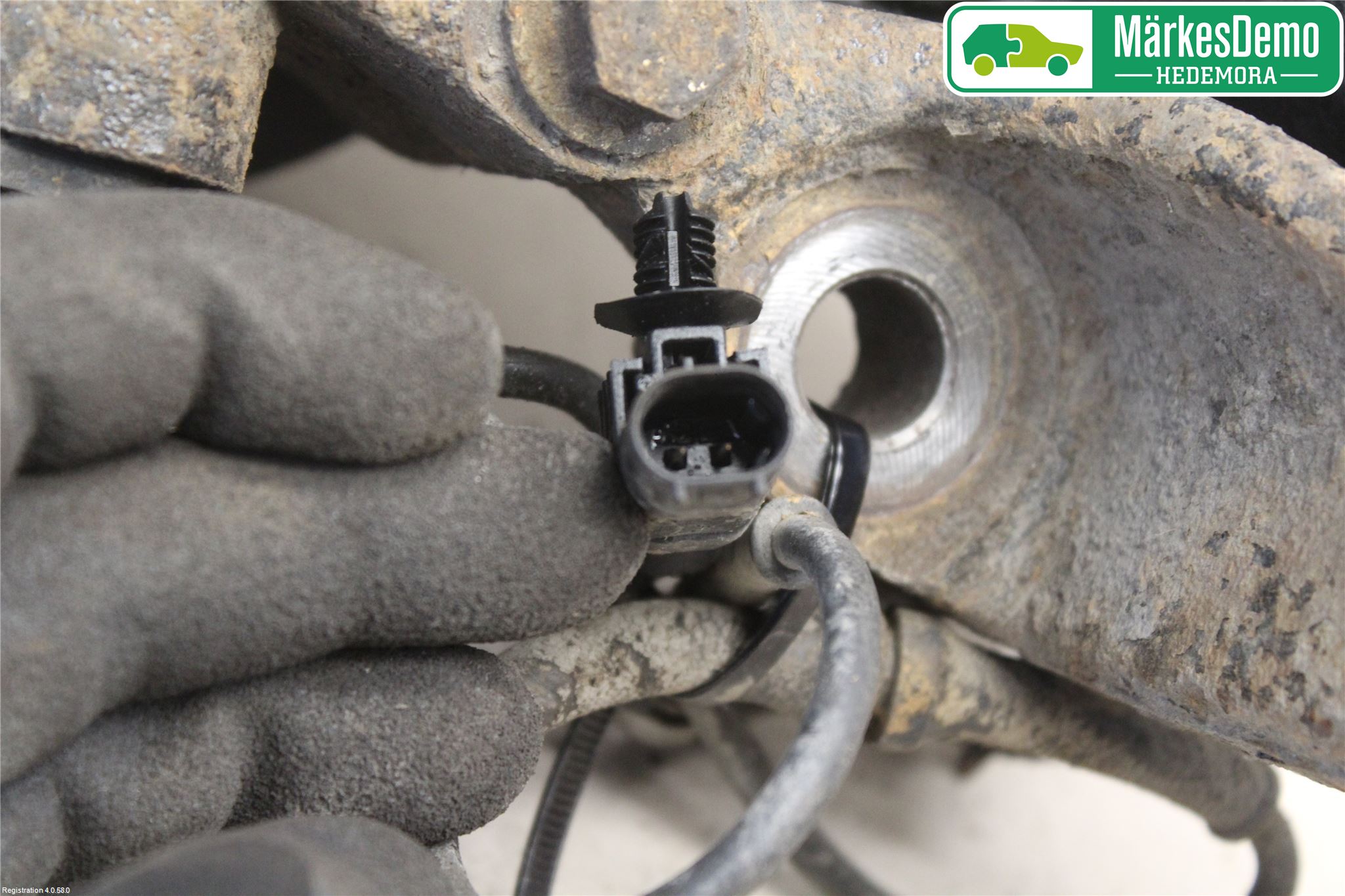 Landrover LAND ROVER DISCOVERY 3 05-09 Spindel Hf