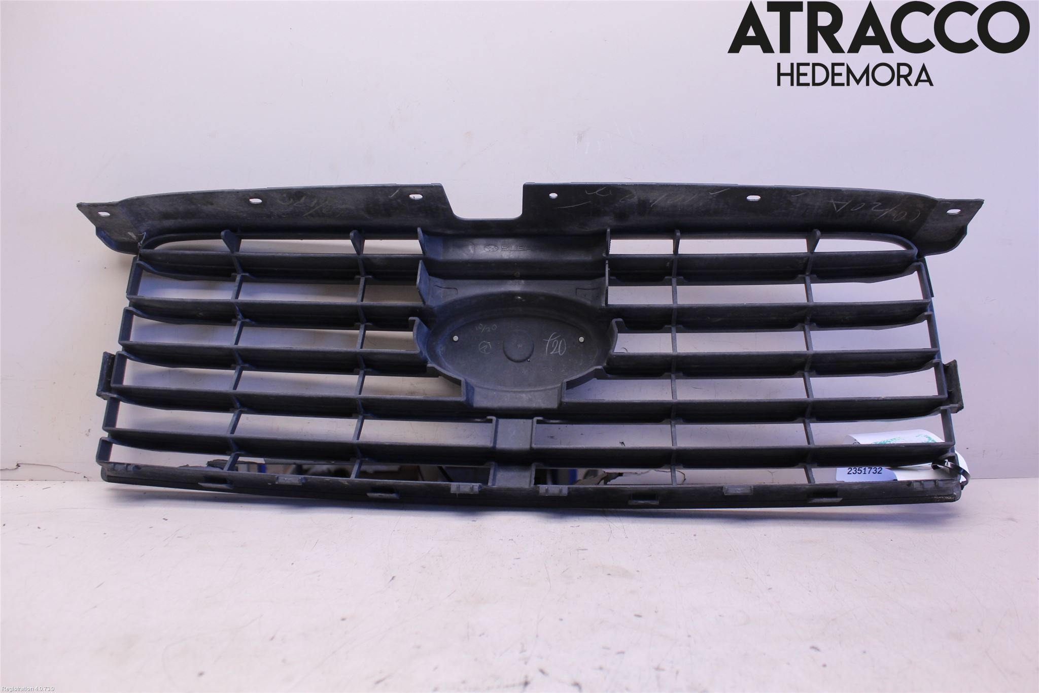 Subaru FORESTER SG 06- Grill Komplett