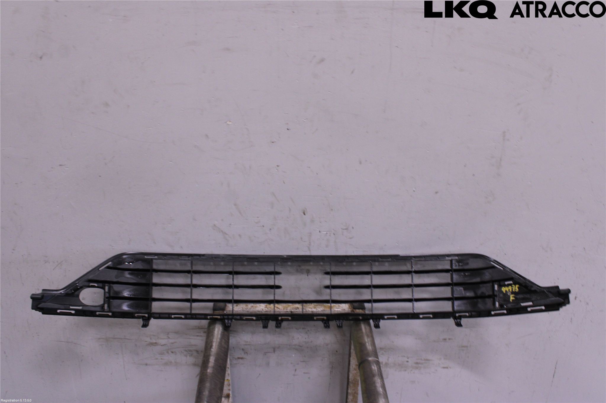 Volkswagen VW GOLF SPORTSVAN 15-20 Grilldel Midt