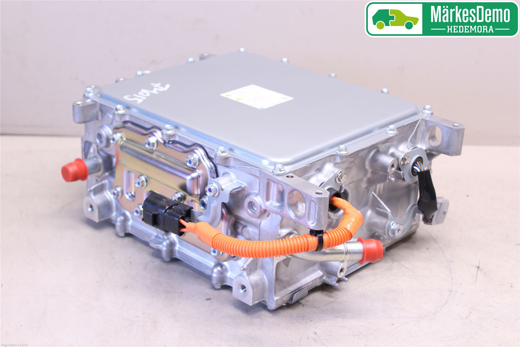 Mitsubishi OUTLANDER 13-21 Batterilader Hybrid