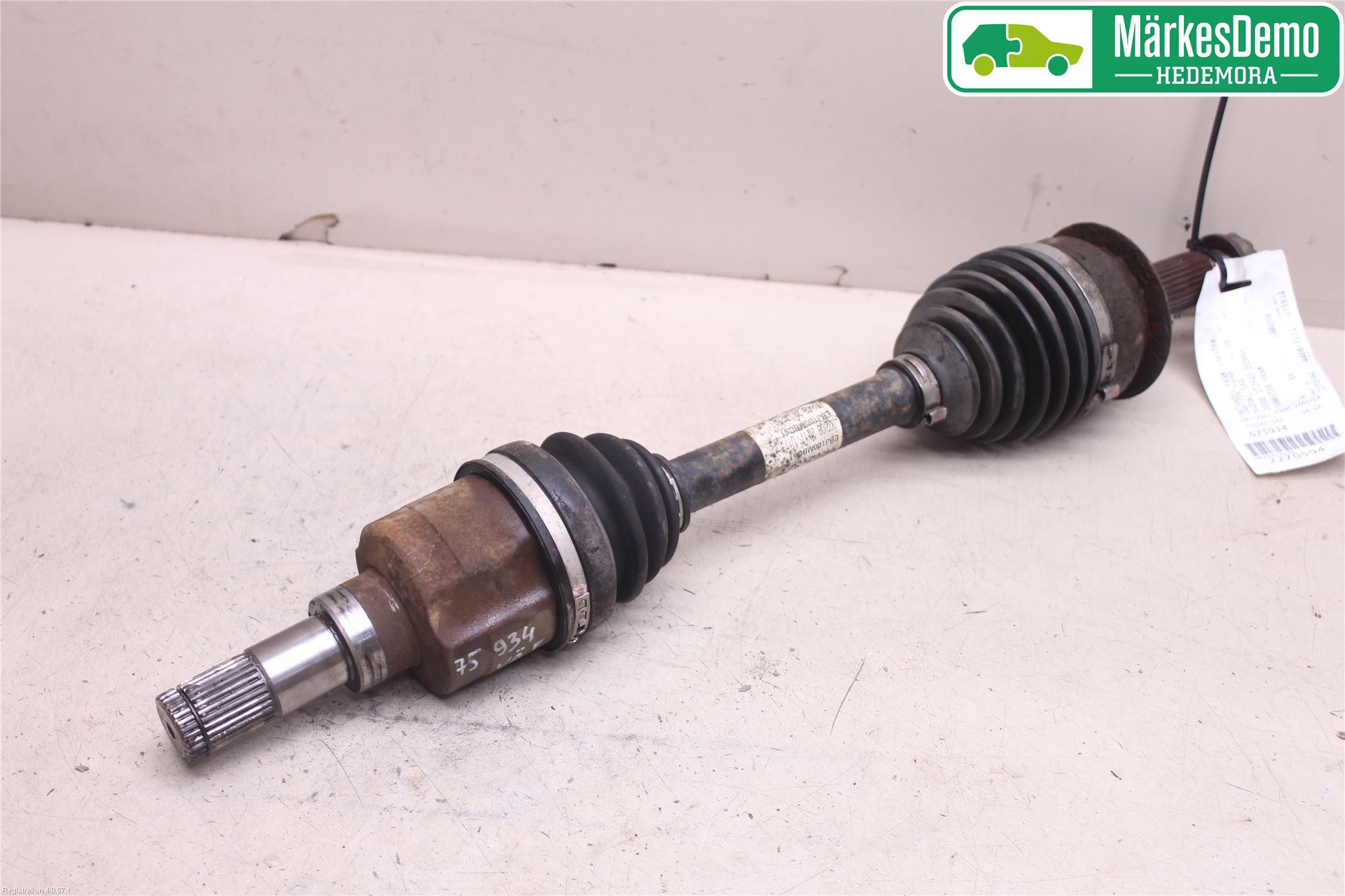 Suzuki SX4 06-09 Drivaksel Foran Kompl Venstre
