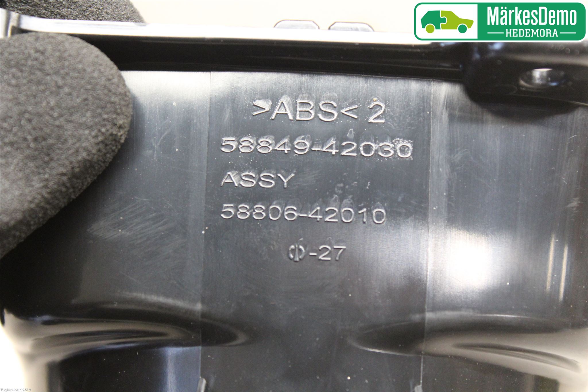 Toyota RAV4 13-18 Innr Koppholder