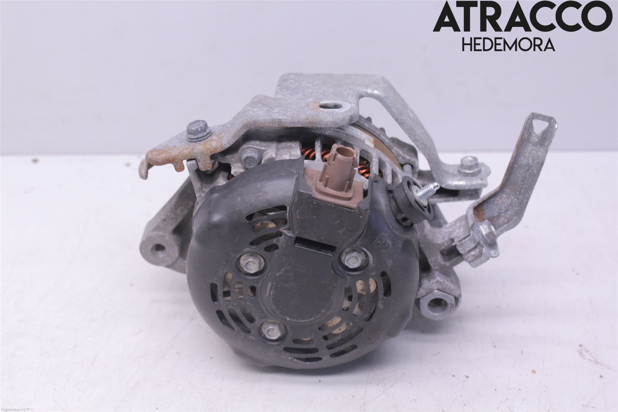 Toyota VERSO-S 11-16 Dynamo