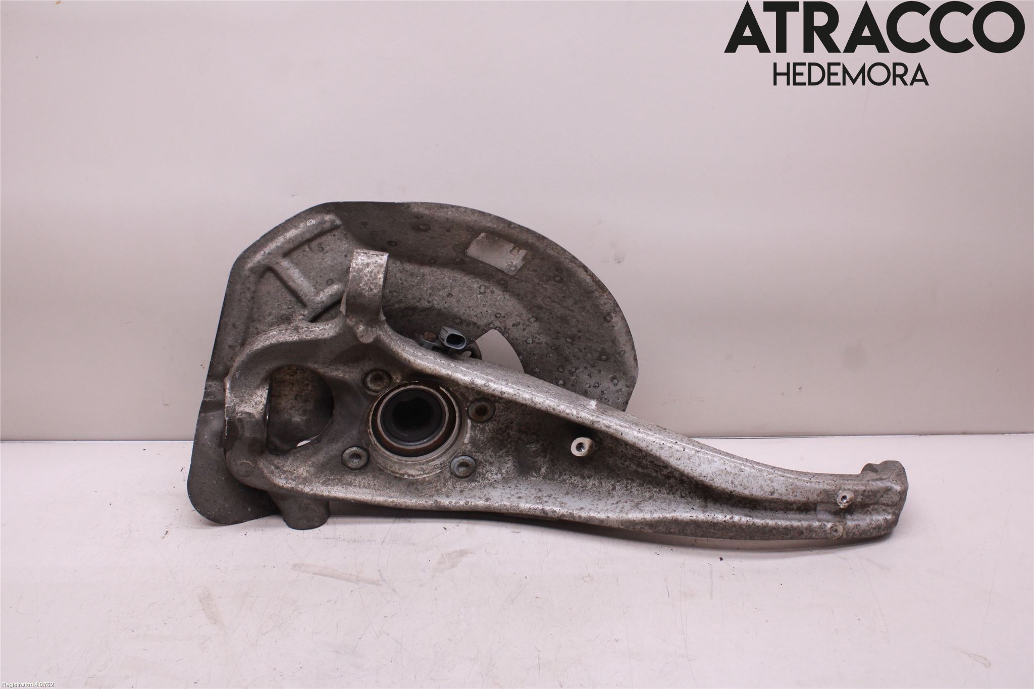 Volkswagen VW TOUAREG 7P 11-18 Spindel Vf