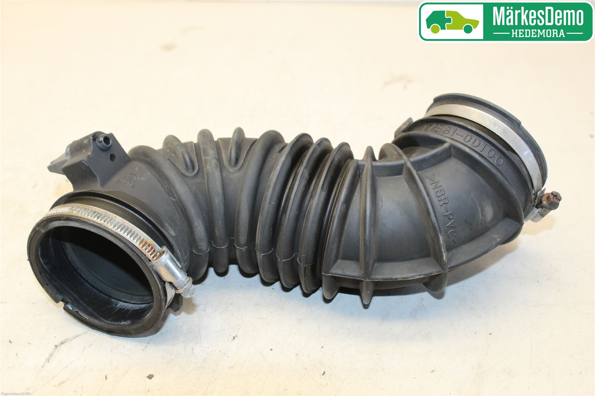 Toyota AVENSIS 03-06 Intercooler Rør-Slange