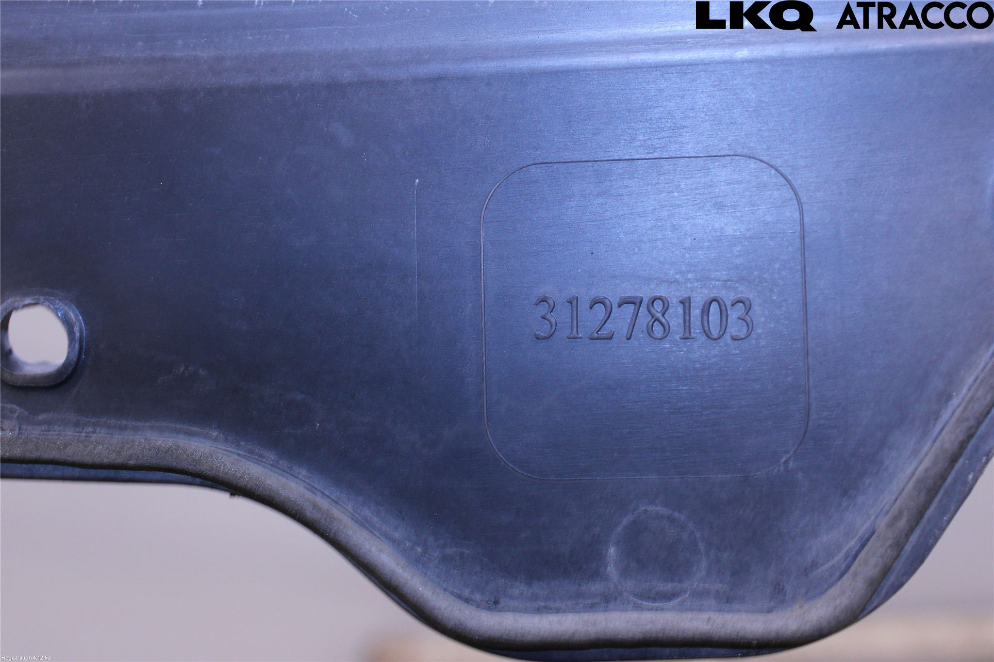 Volvo V40 12-19 Visker Deksel-Grill-Under Frr