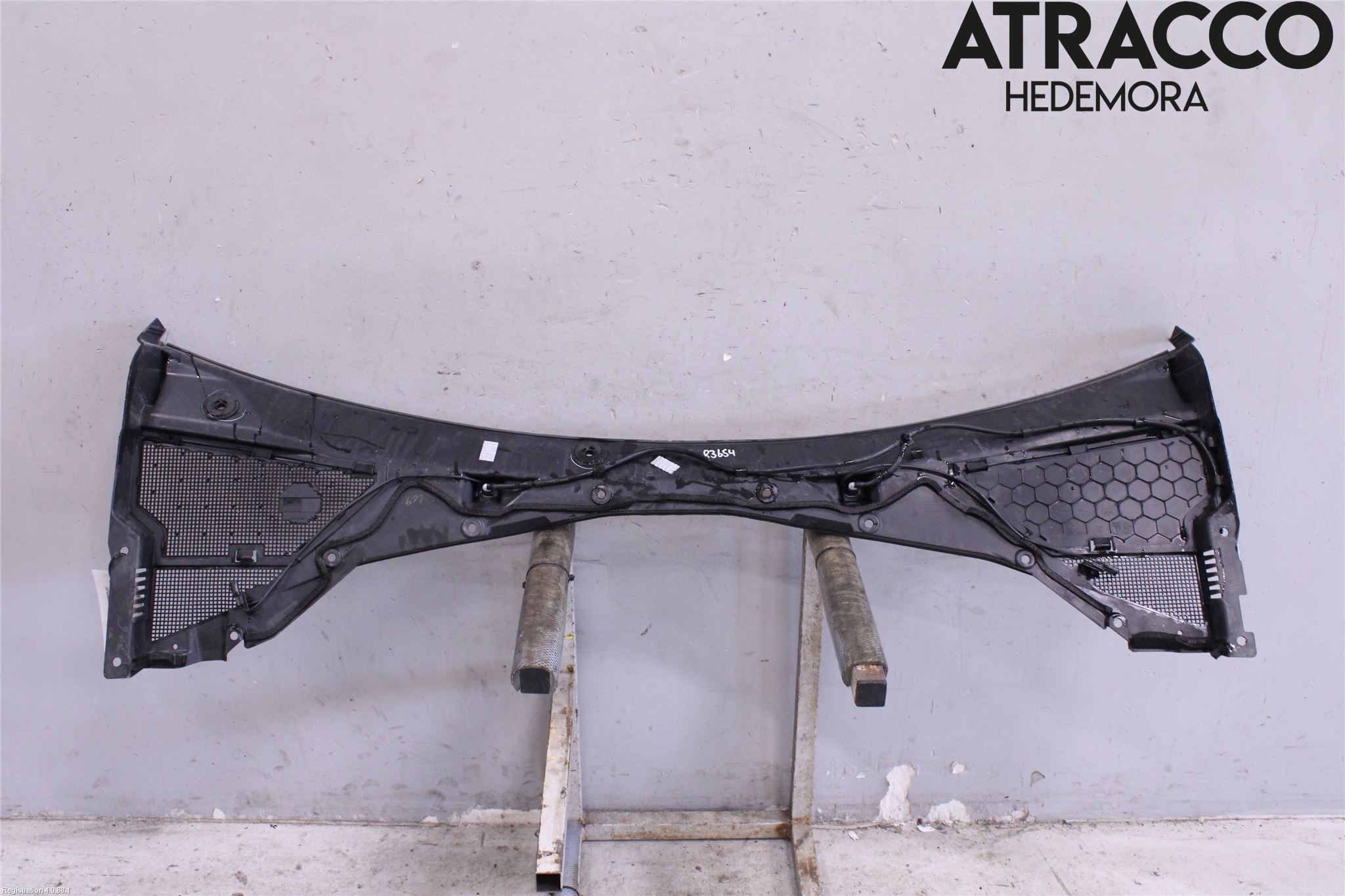 Jaguar F-PACE Visker Deksel-Grill-Under Frr
