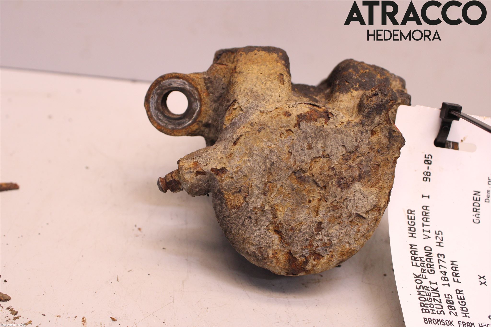 Suzuki GRAND VITARA I 98-05 Bremsecaliper Foran Høyre