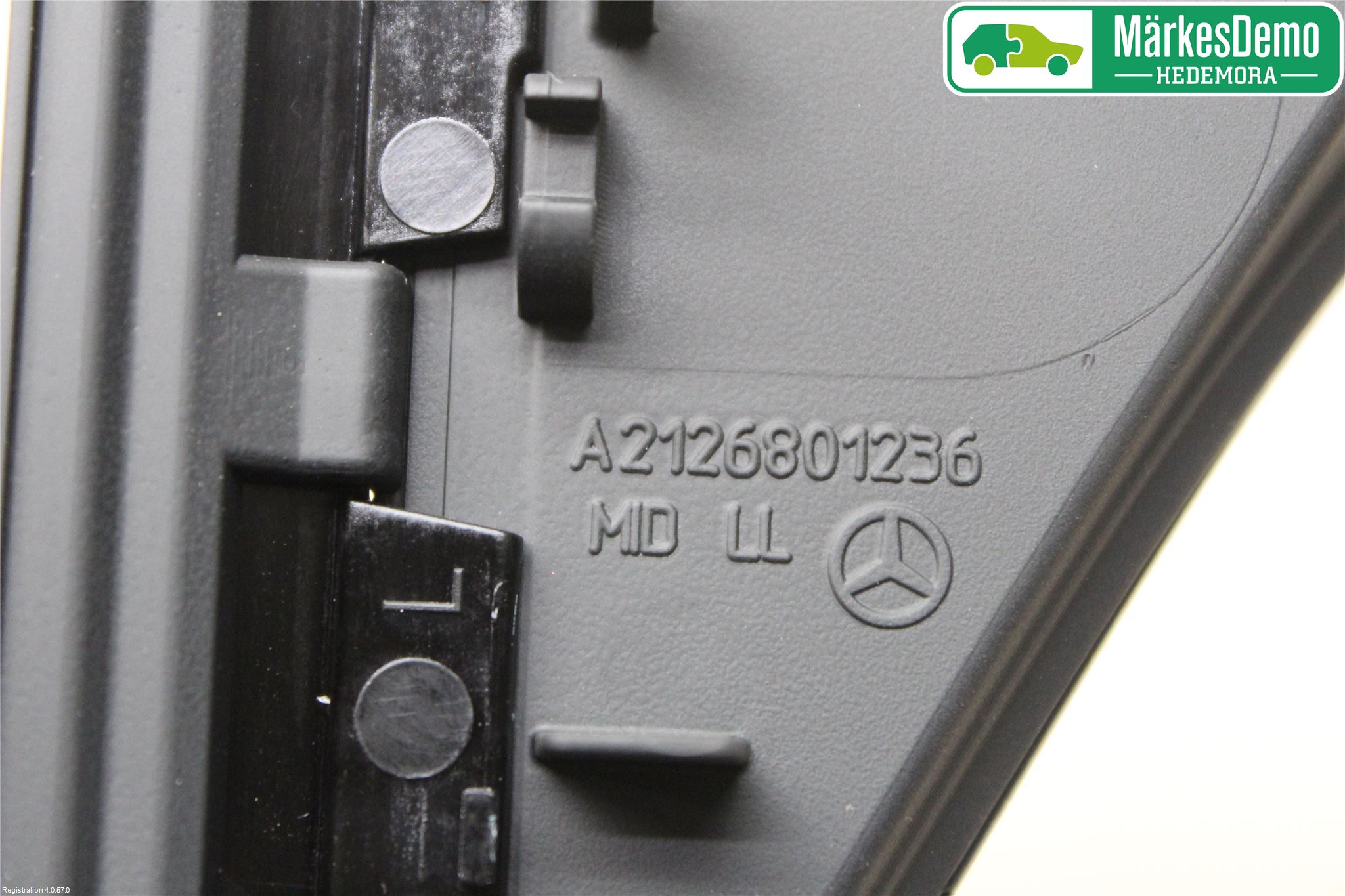 Mercedes-Benz MB E-KLASS (W212) 09-16 Innr Radio Ramme