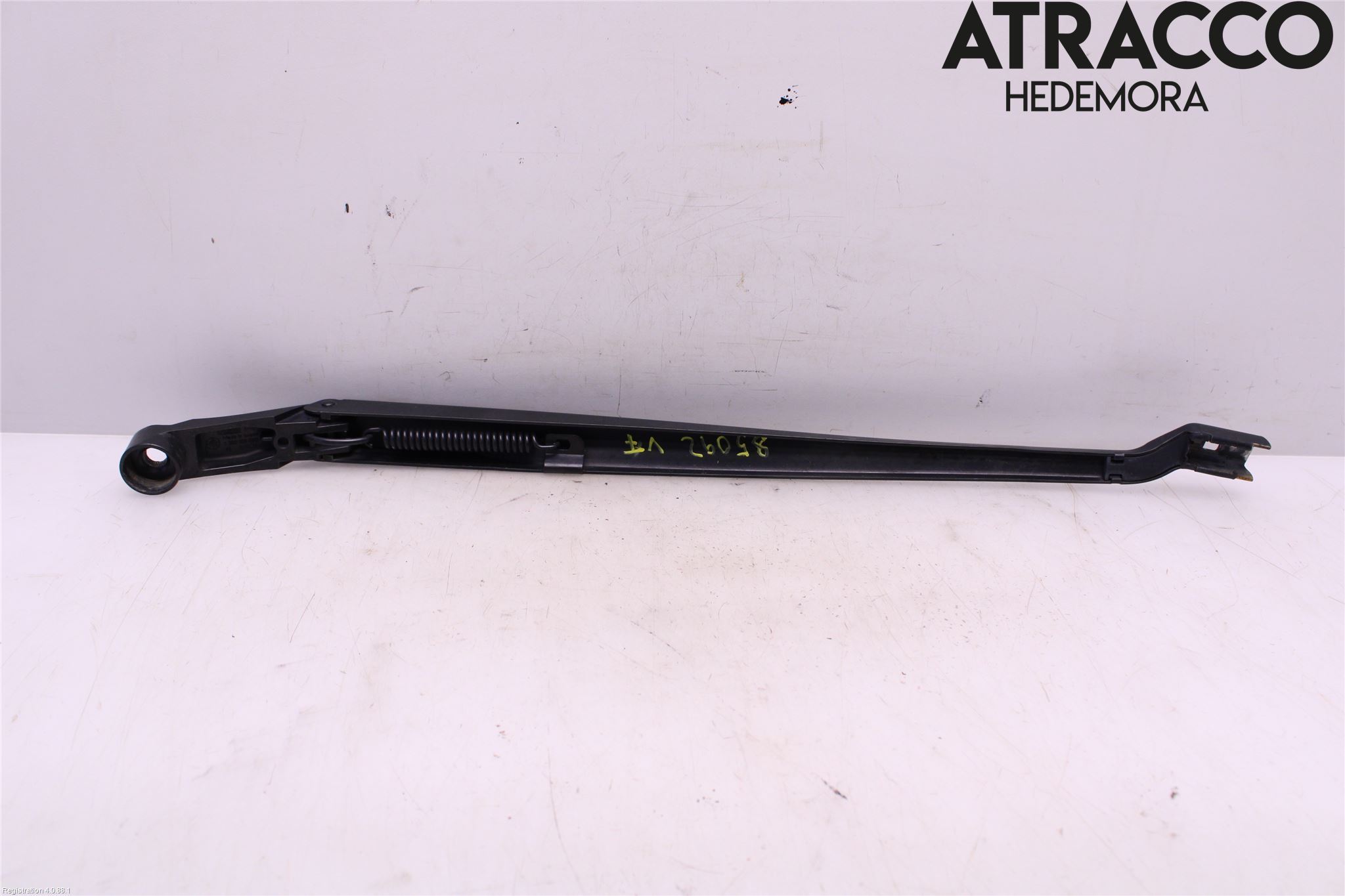 Toyota AVENSIS 16-18 Viskerarm-Armer Frontrute