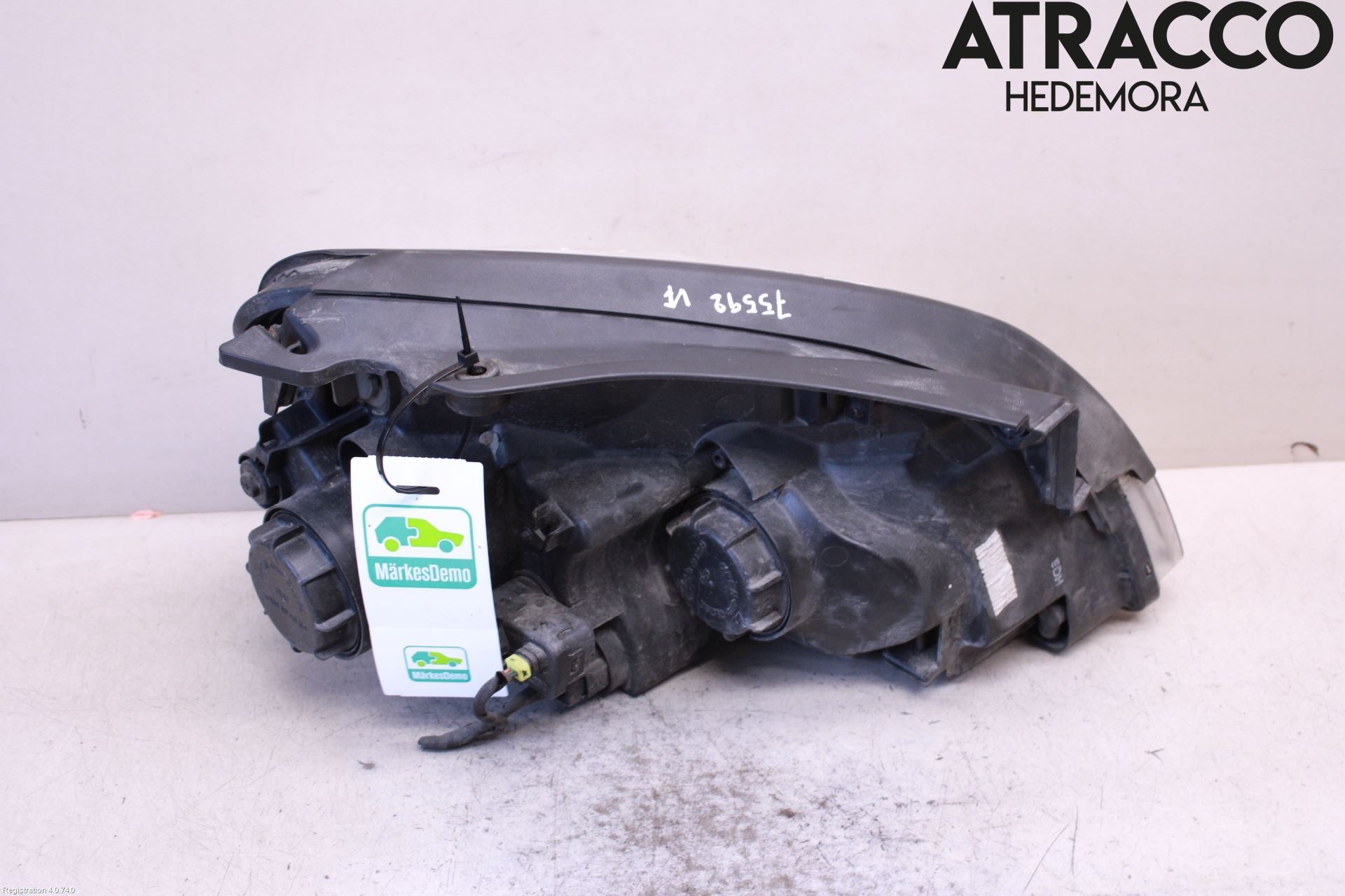 Kia CARENS II 07-12 Frontlykt Venstre
