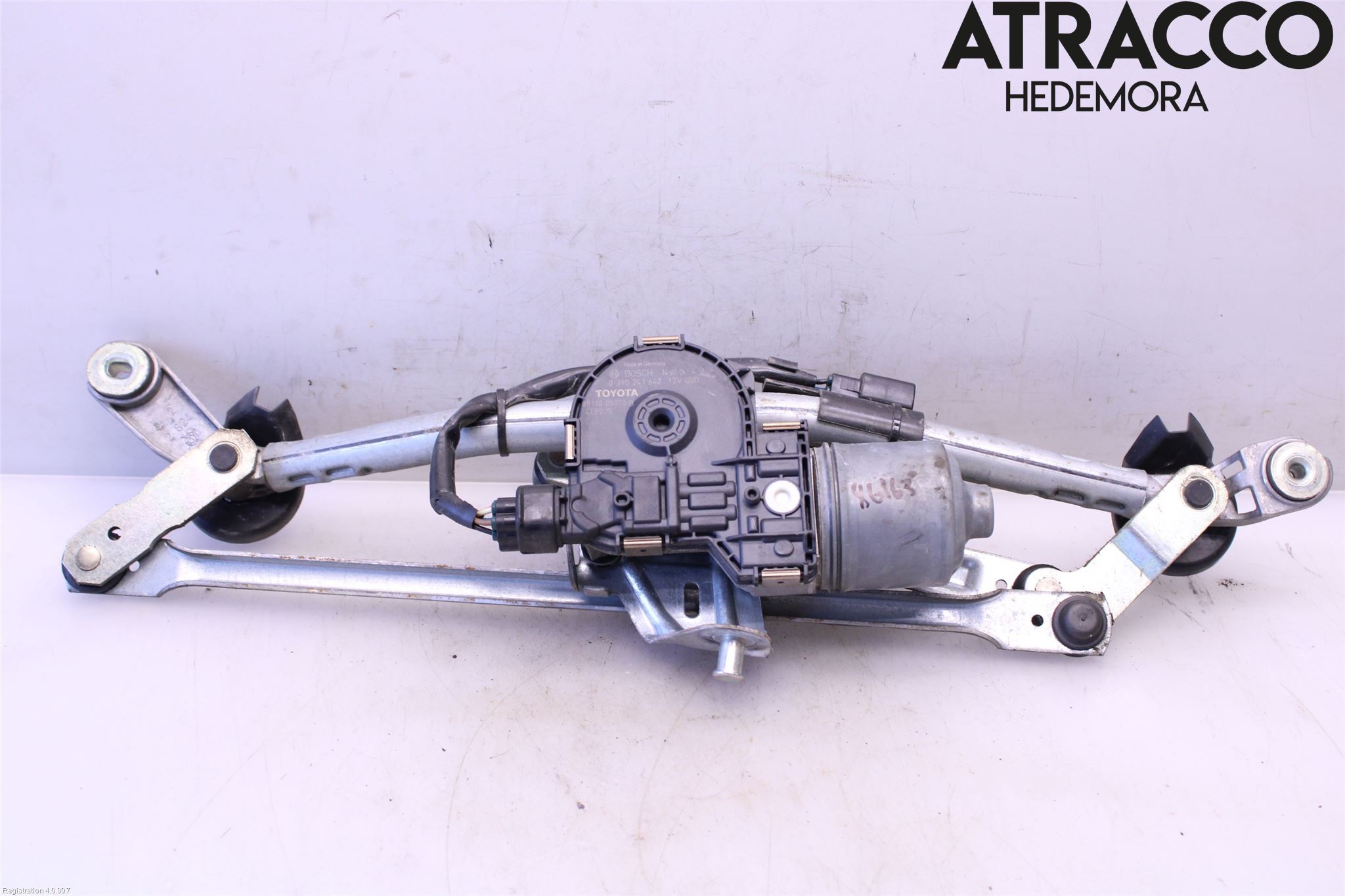 Toyota AVENSIS 09-15 Viskermotor Frontrute