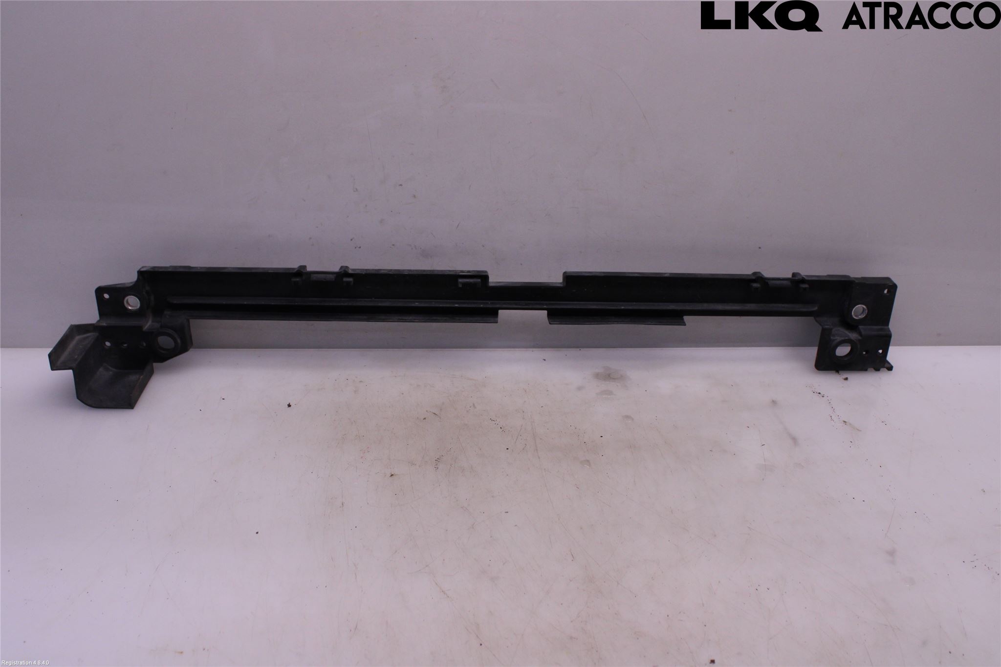 Toyota YARIS XP130 12-14 Radiator Feste - Ramme - Bjelk