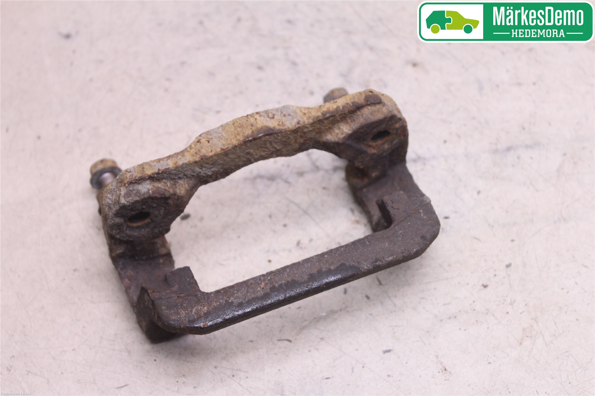 Nissan PATHFINDER R51 05-12 Bremsecaliper Feste Holder