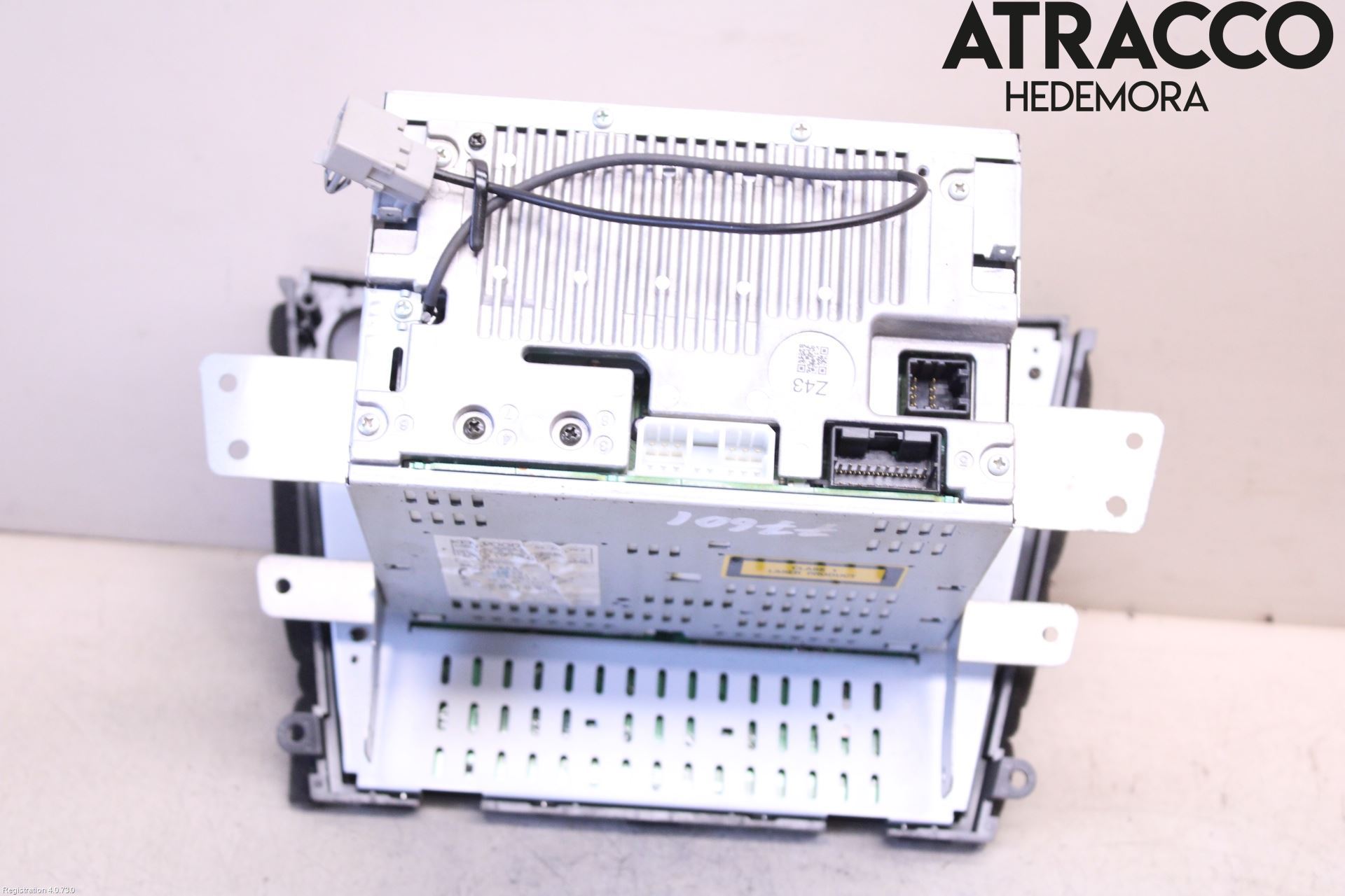 Subaru LEGACY    04-06 Stereo Radio Med Cd