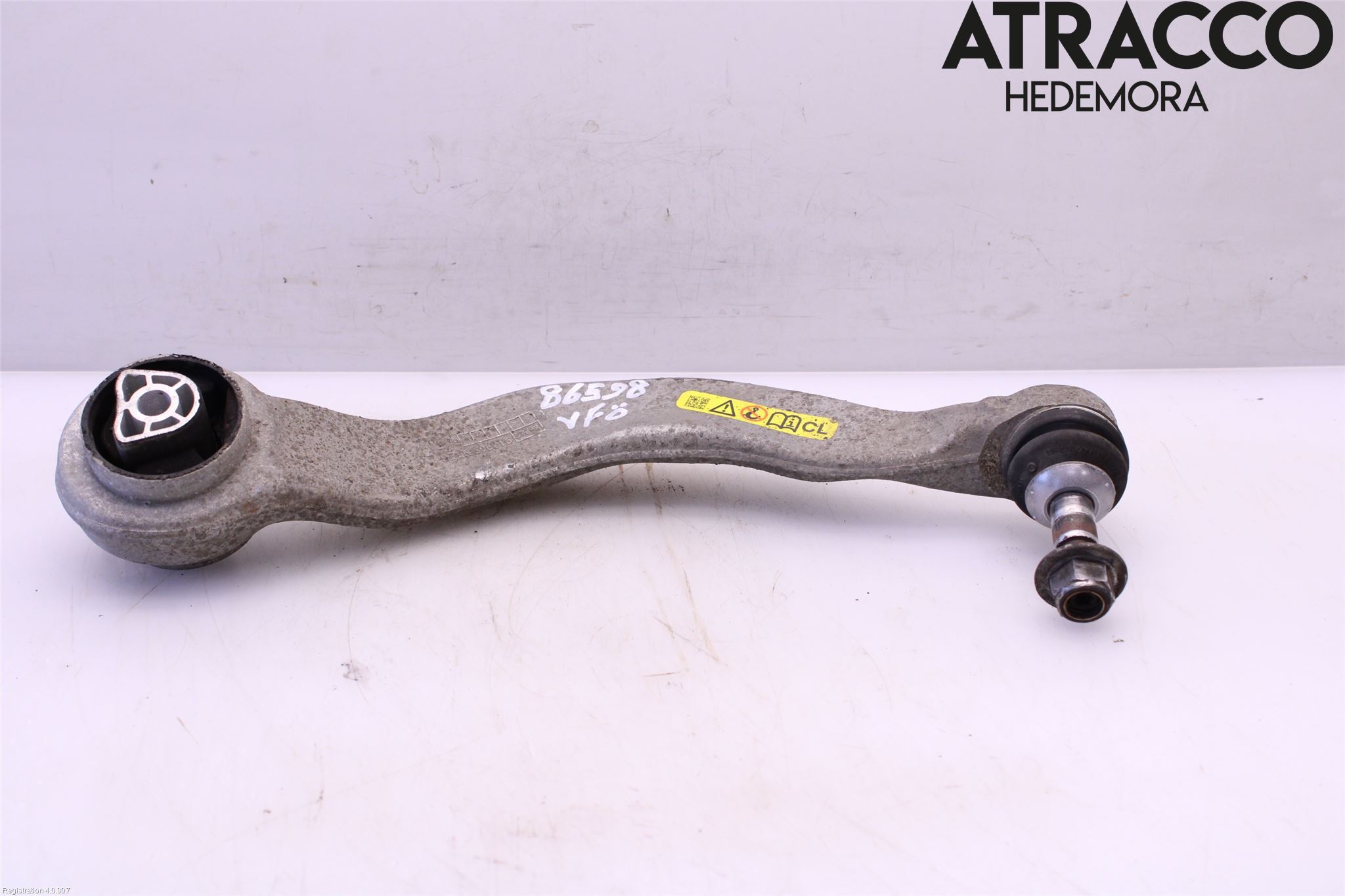 BMW 5 G30/G31/F90 17-23 Bærearm Foran Venstre Nedre