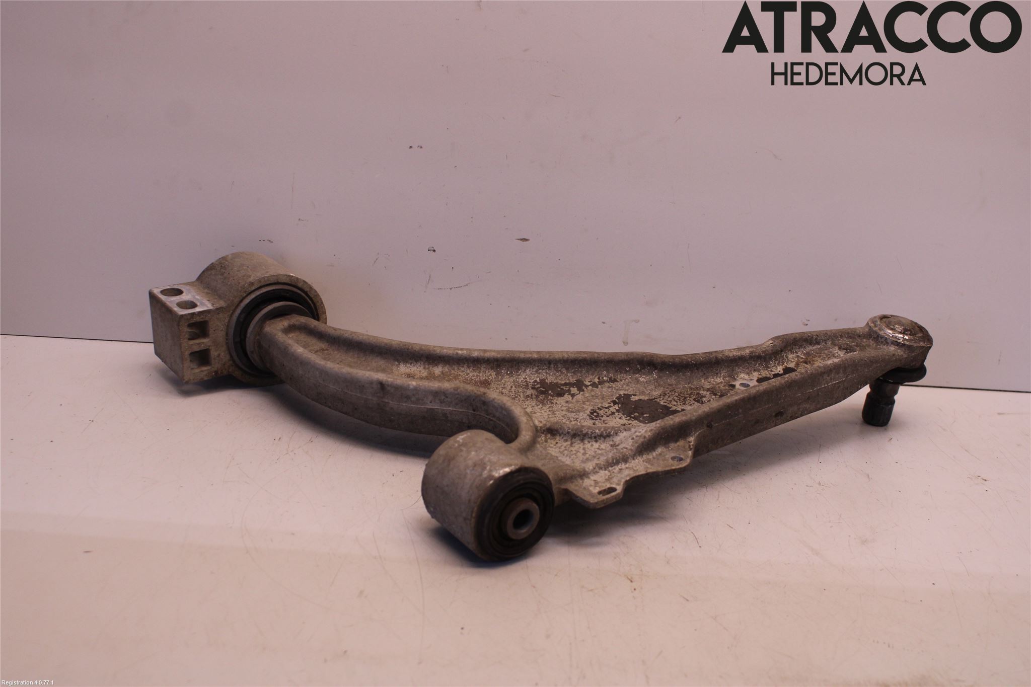 Opel ASTRA J 10-15 Bærearm Foran Høyre Nedre
