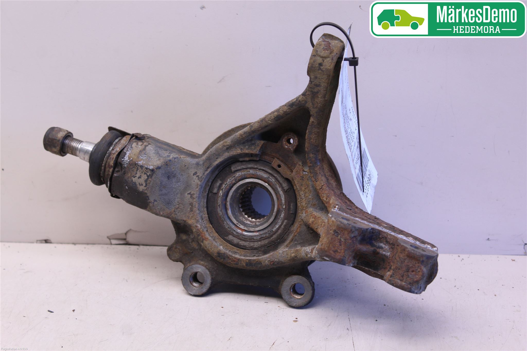 Peugeot 3008 09-16 Spindel Vf