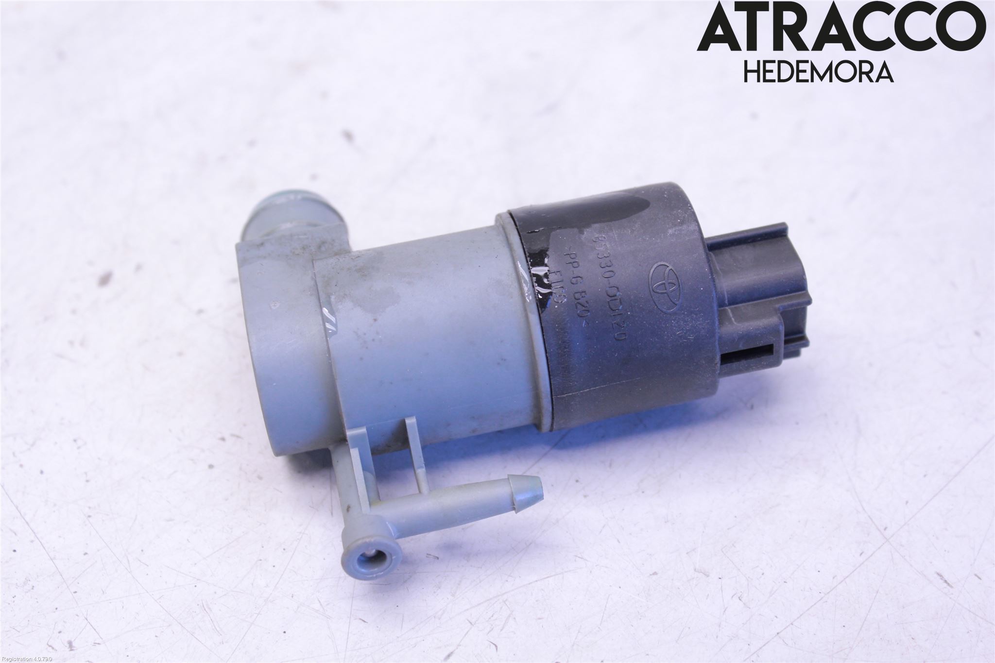 Toyota YARIS XP130 12-14 Spylerpumpe Frontrute